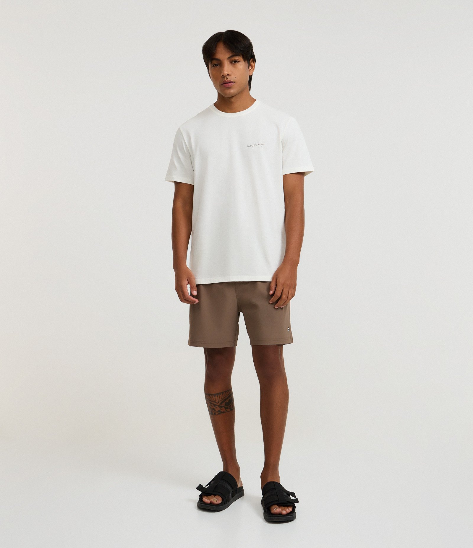 Camiseta Comfort em Algodão Peruano com Estampa Abstrata Branco 1