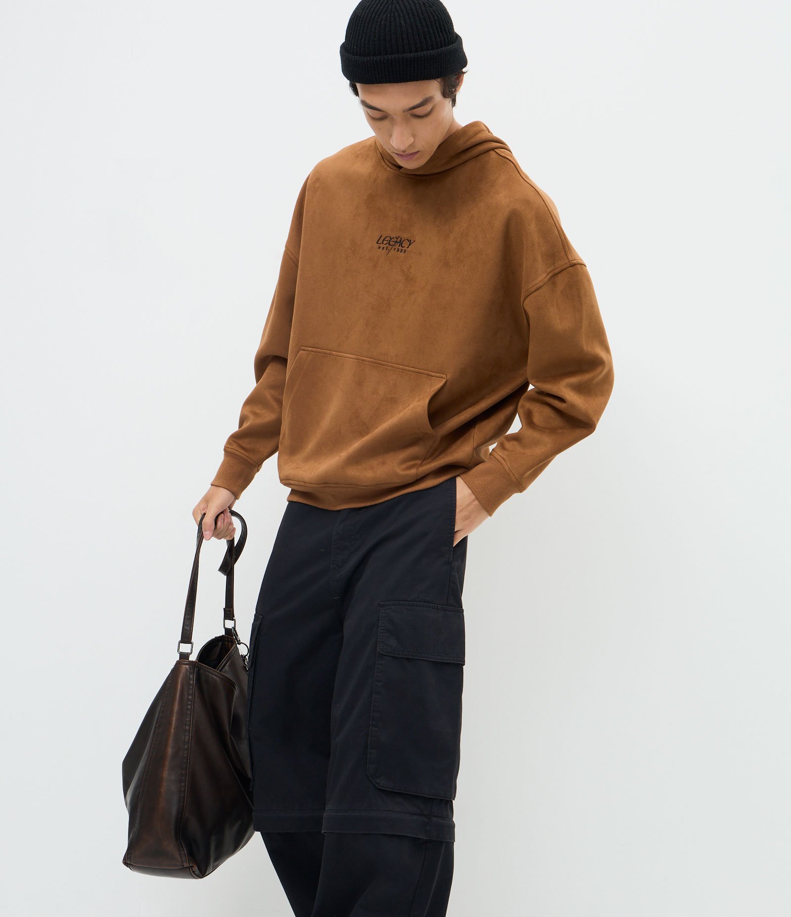 Calça Mega Baggy Lisa que Vira Bermuda Preto 3