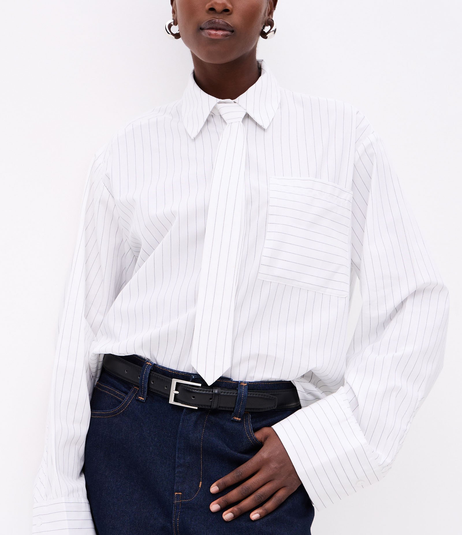 Camisa Maxi Oversized em Tricoline com Gravata e Listras de Fio Tinto Branco 6