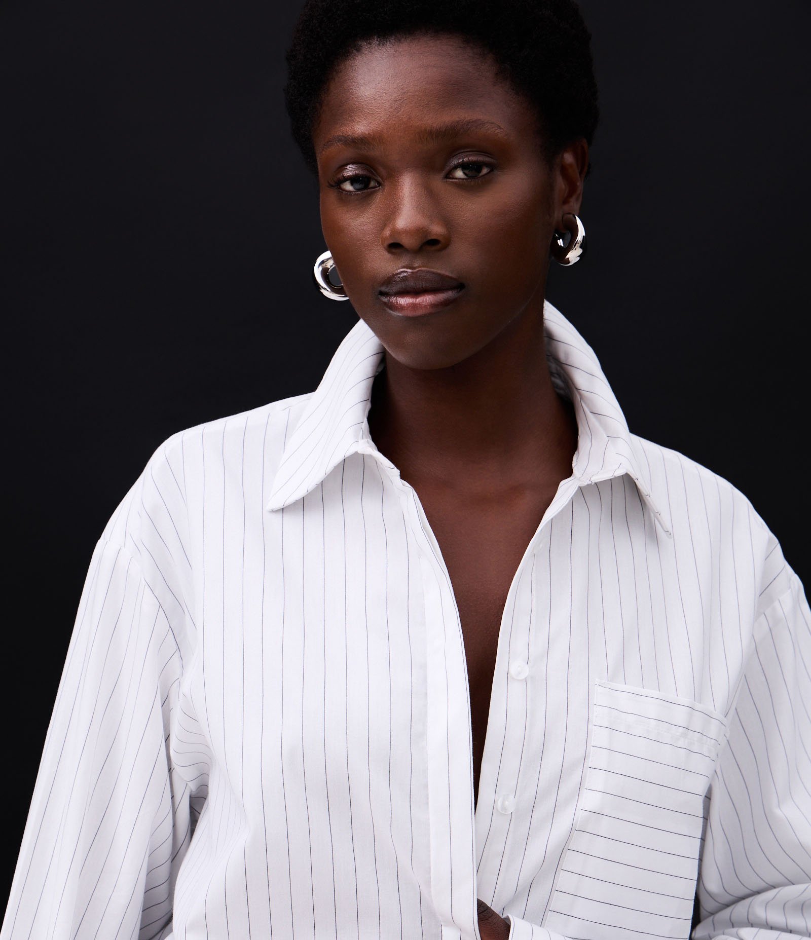 Camisa Maxi Oversized em Tricoline com Gravata e Listras de Fio Tinto Branco 8