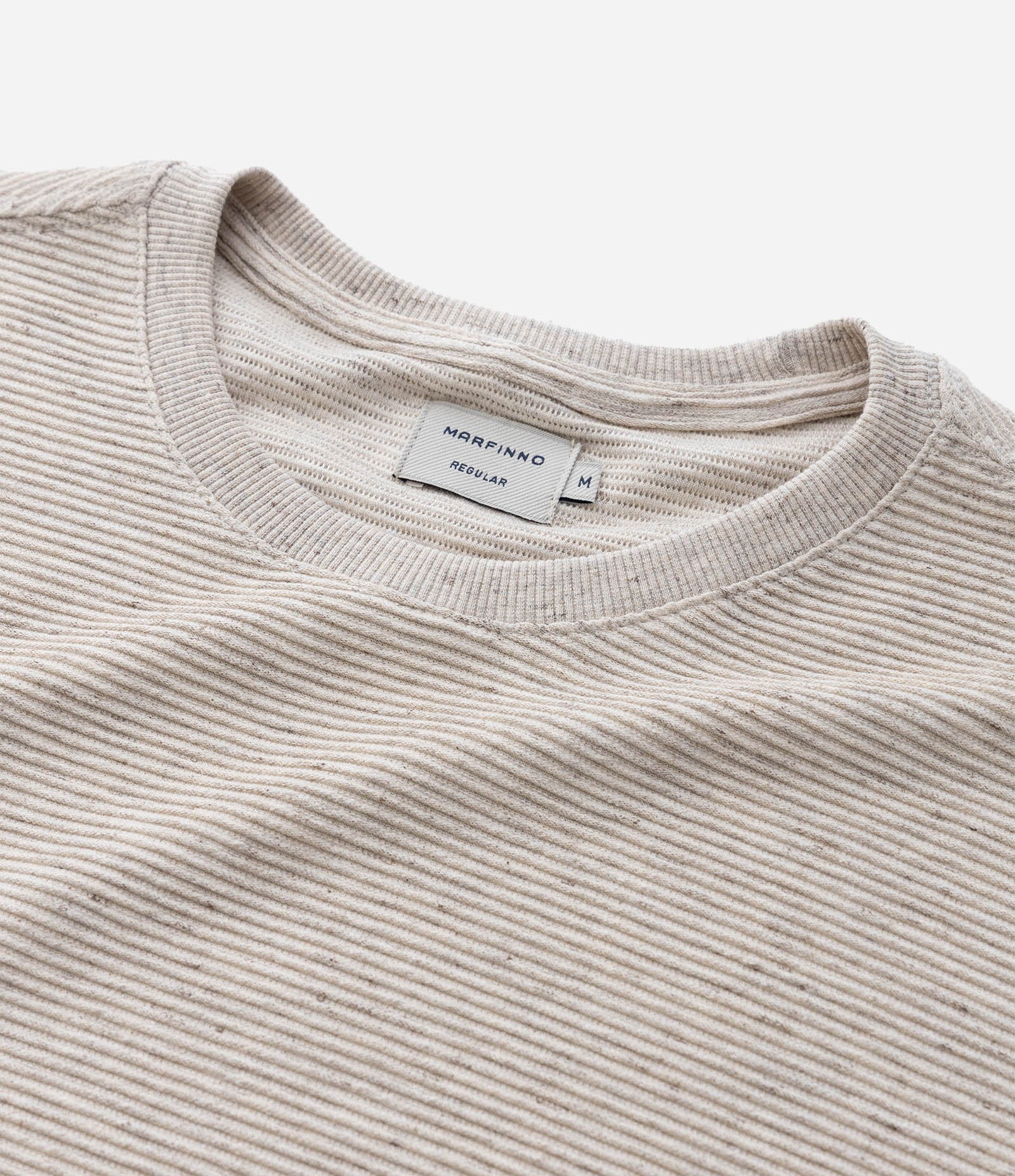 Camiseta Regular em Algodão com Textura Horizontal Bege 8