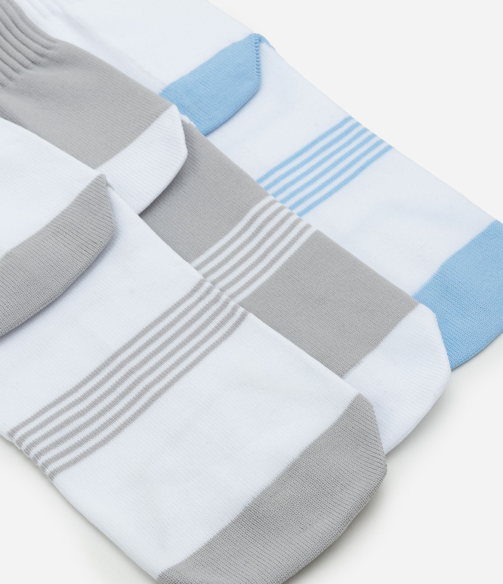 Kit 03 Meias Cano Médio Esportivas em Poliamida com Estampa Geométrica Multicores 3