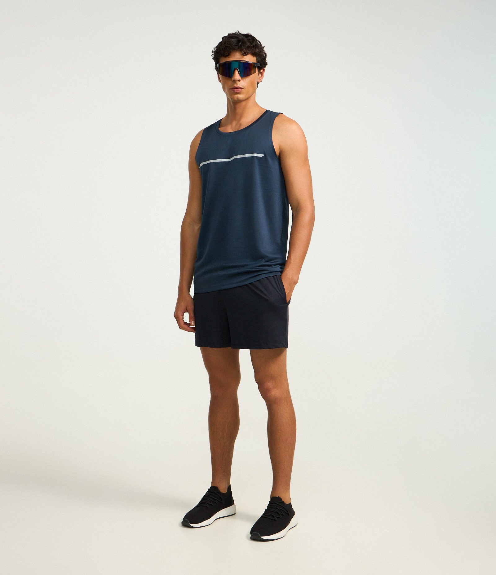 Bermuda Curta Esportiva em Poliamida Preto 1