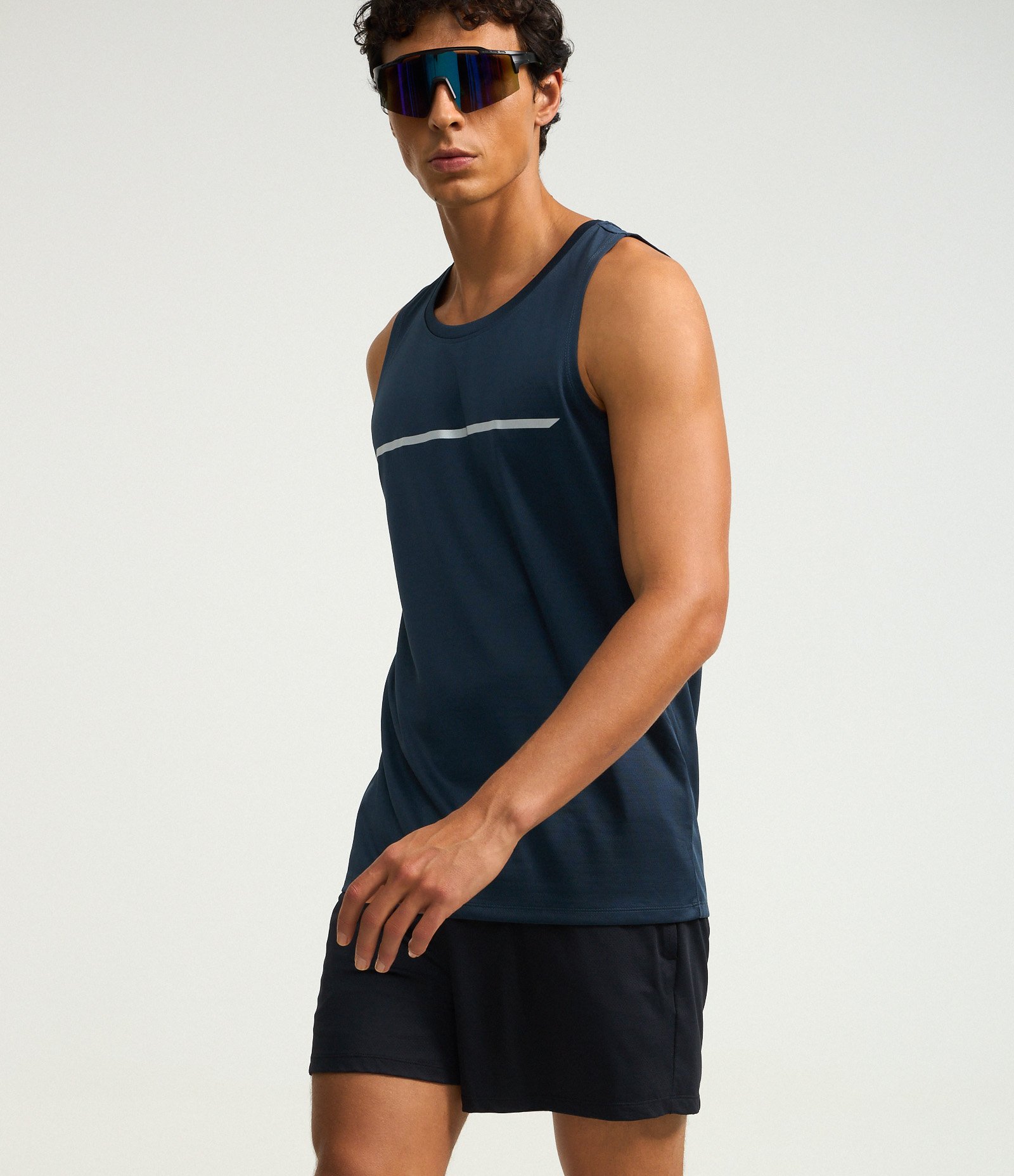 Bermuda Curta Esportiva em Poliamida Preto 4