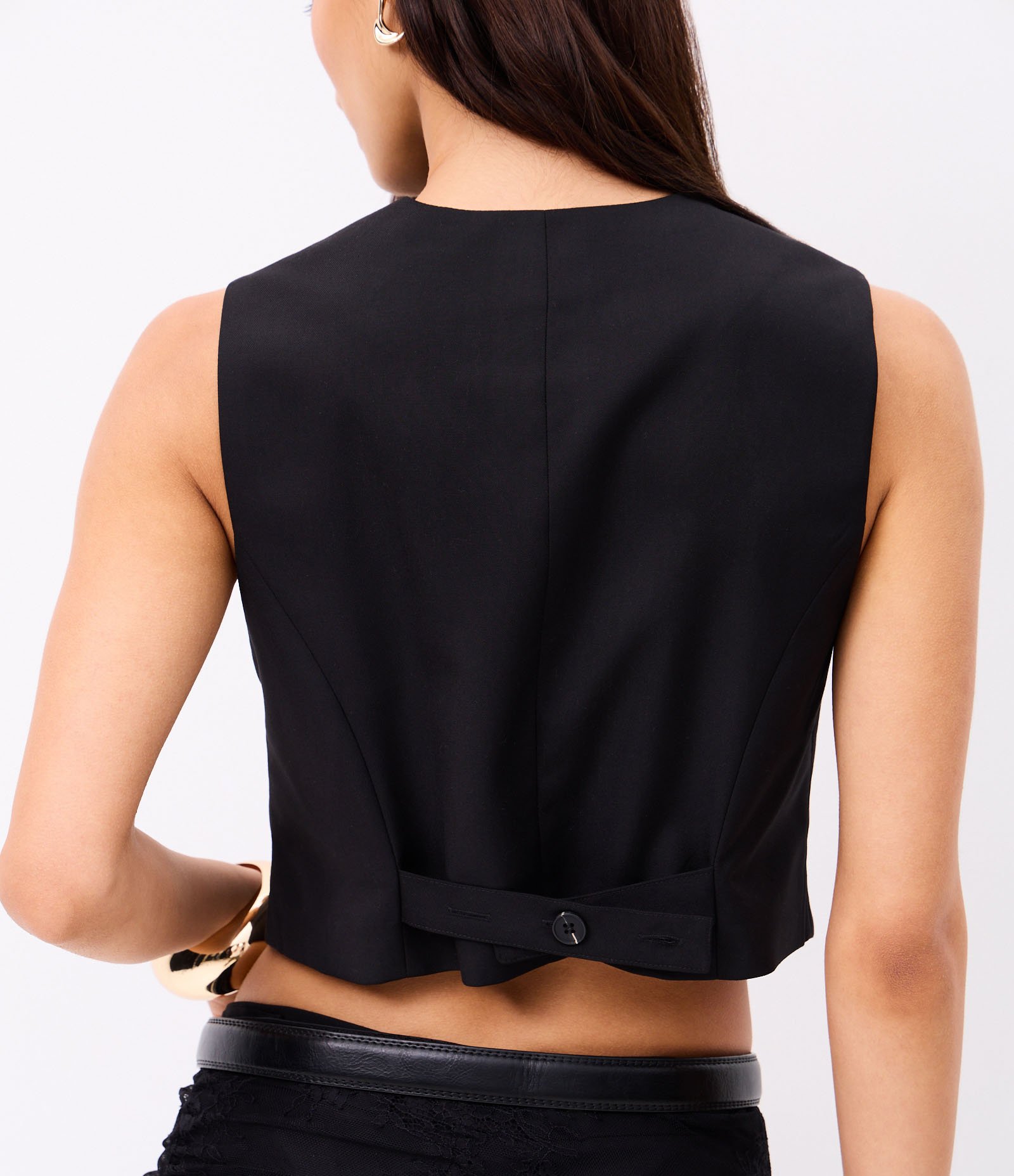 Colete Alfaiatado com Botões e Ajuste nas Costas Preto 5