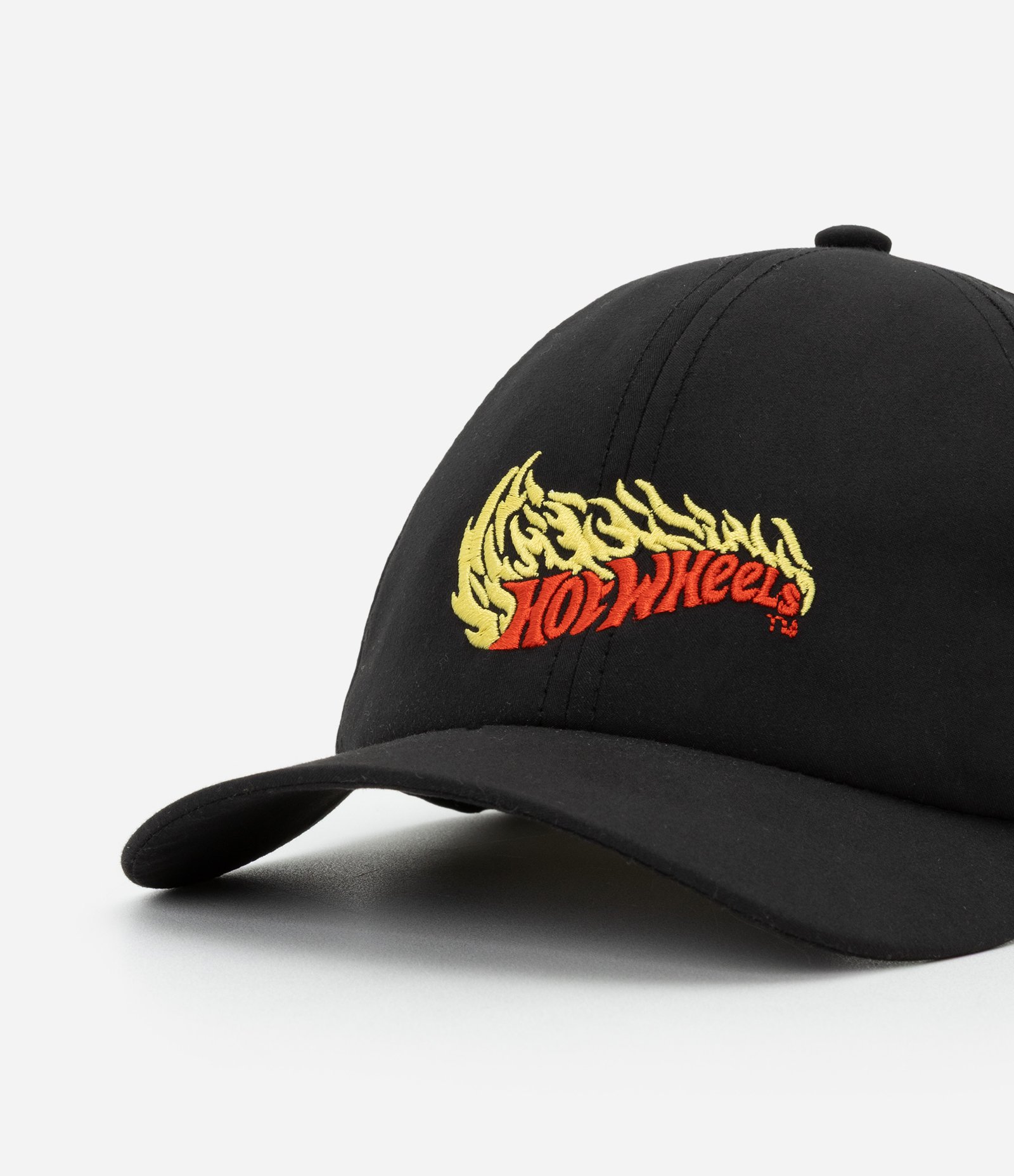 Boné Infantil Aba Curva com Bordado Hot Wheels - Tam Único Preto 4