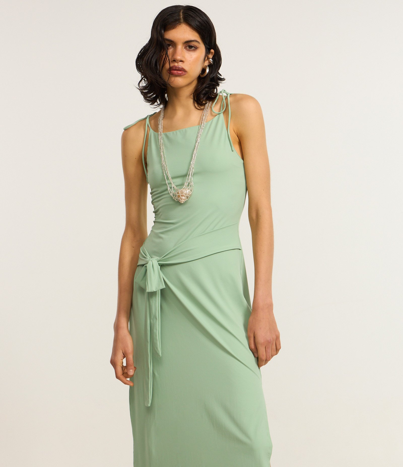 Vestido Long Midi em Poliamida com Alcinha de Laço e Fenda Lateral Verde 2