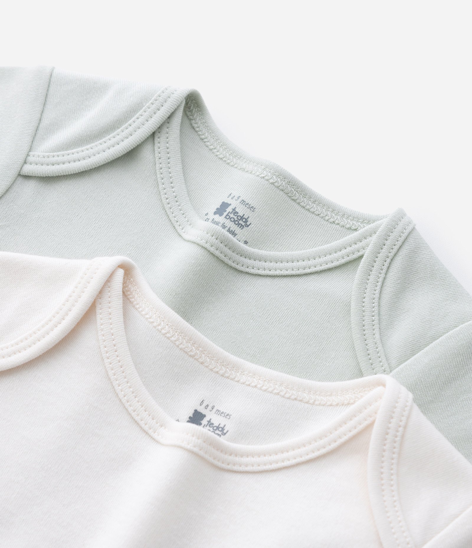 Kit 02 Bodies Infantis em Suedine Básicos - Tam RN a 12 meses Branco/Verde 4