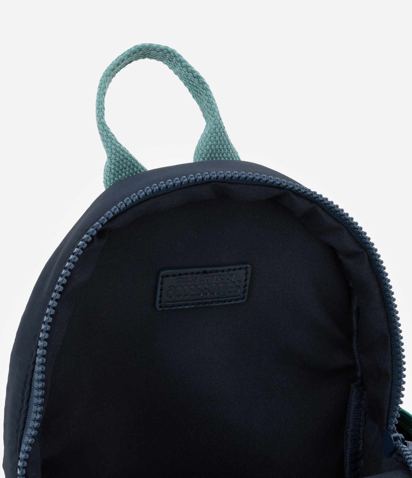 Mochila Infantil Interativa Dino com Cristas 3D – Tam U Verde/Cinza 4