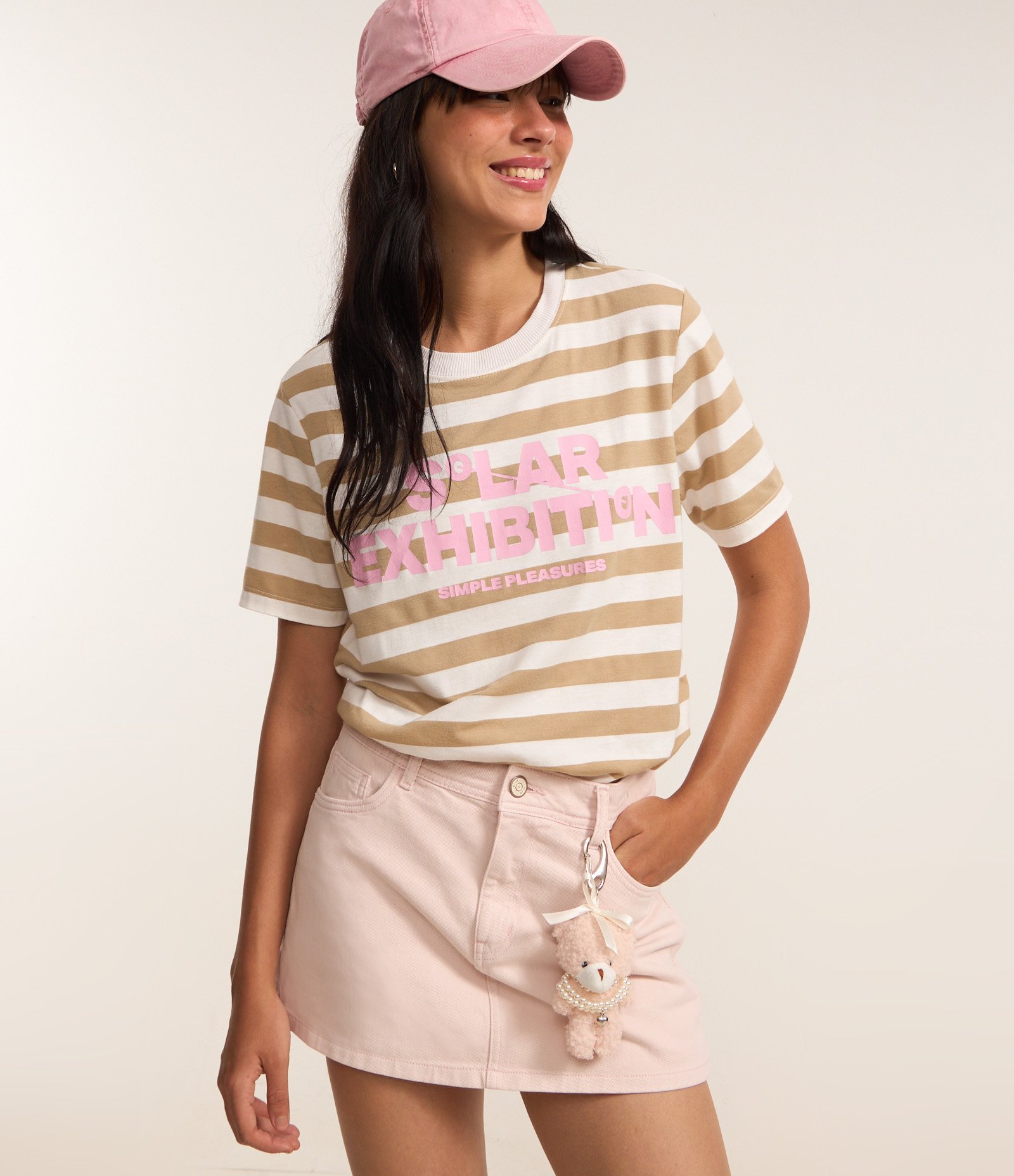 Camiseta T-shirt em Algodão com Estampa Listrada e Lettering Solar Bege/Branco 3