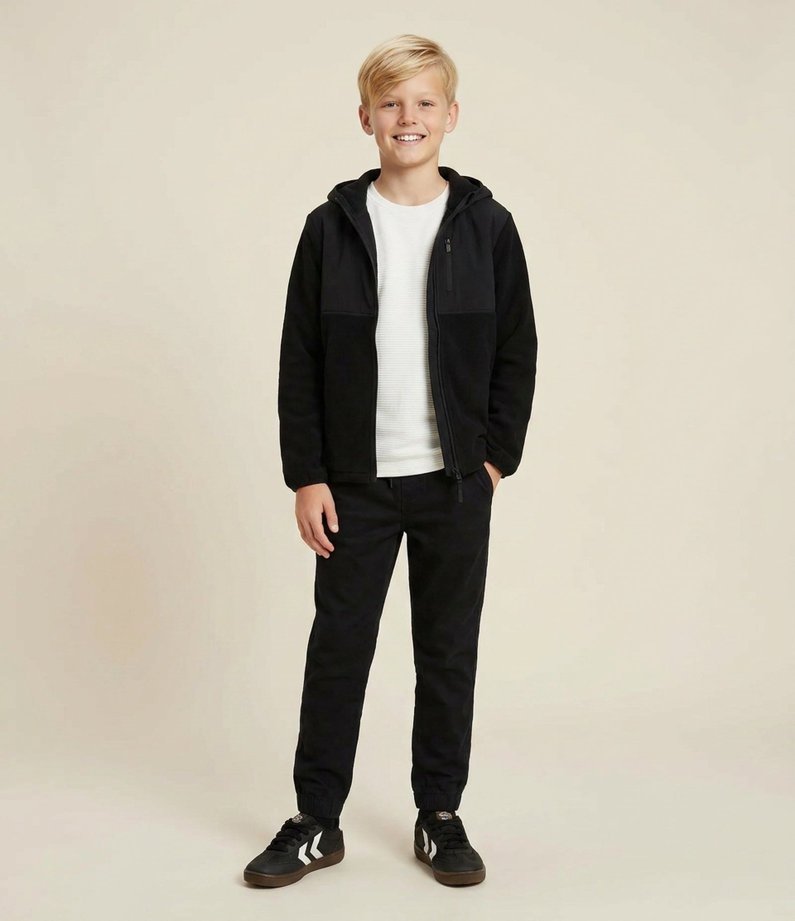 Jaqueta Esportiva Infantil com Forro Fleece e Capuz - Tam 5 a 14 anos Preto 1