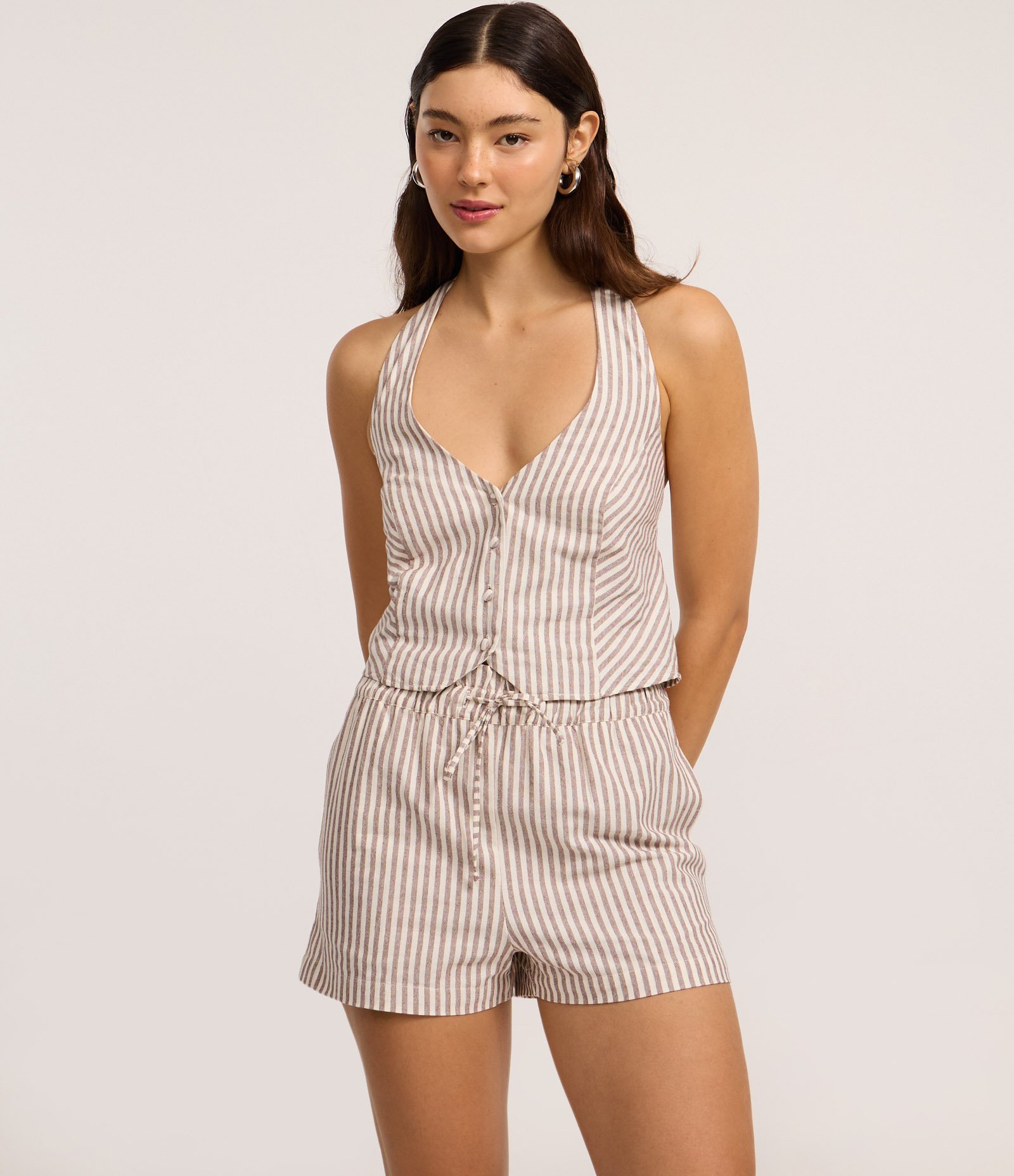 Short Runner Cintura Alta em Cotton com Listras Verticais Marrom/Branco 2