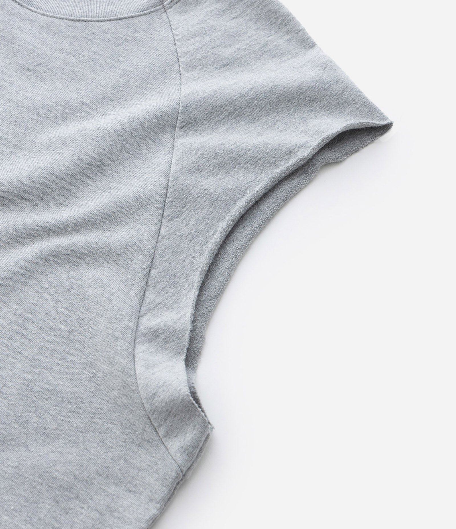 Regata Boxy em Moletinho com Estampa Lettering California Cinza 9