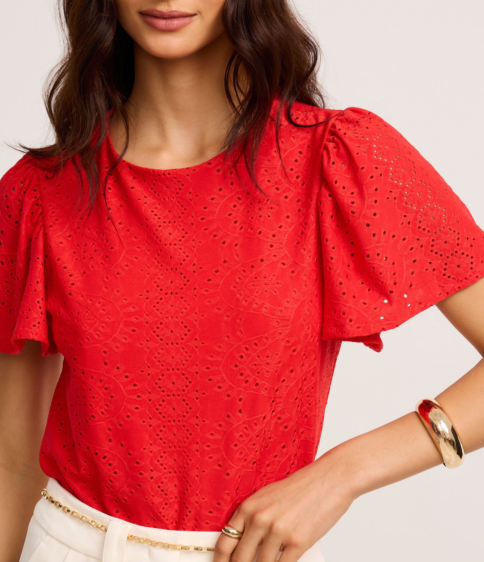 Blusa em Laise com Manga Bufante e Bordado Vazado Vermelho 4