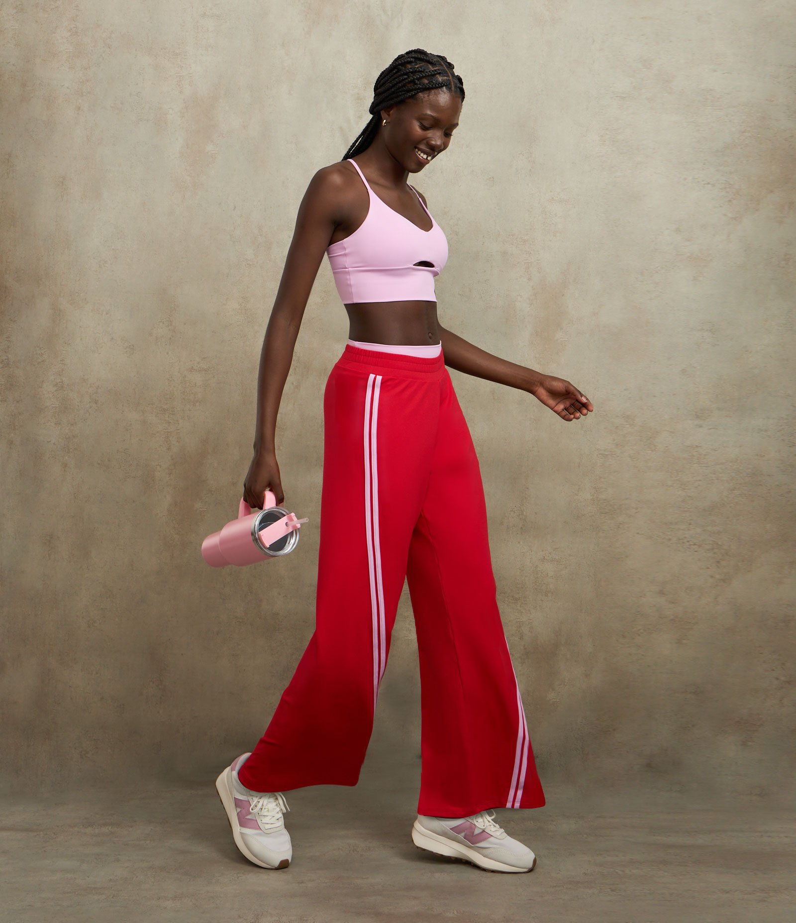 Calça Wide Leg Esportiva em Moletinho com Listras Laterais Vermelho 5