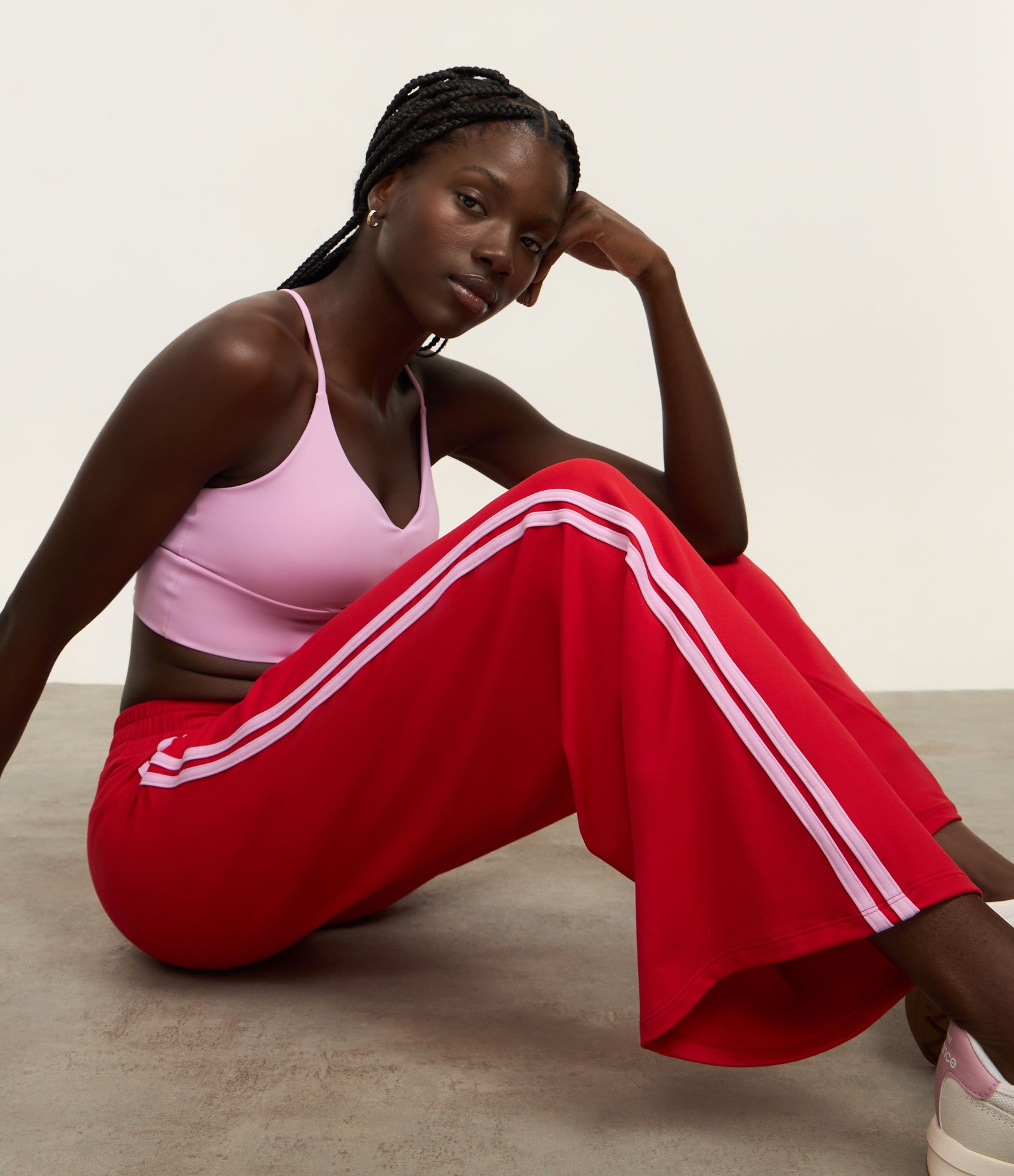 Calça Wide Leg Esportiva em Moletinho com Listras Laterais Vermelho 3