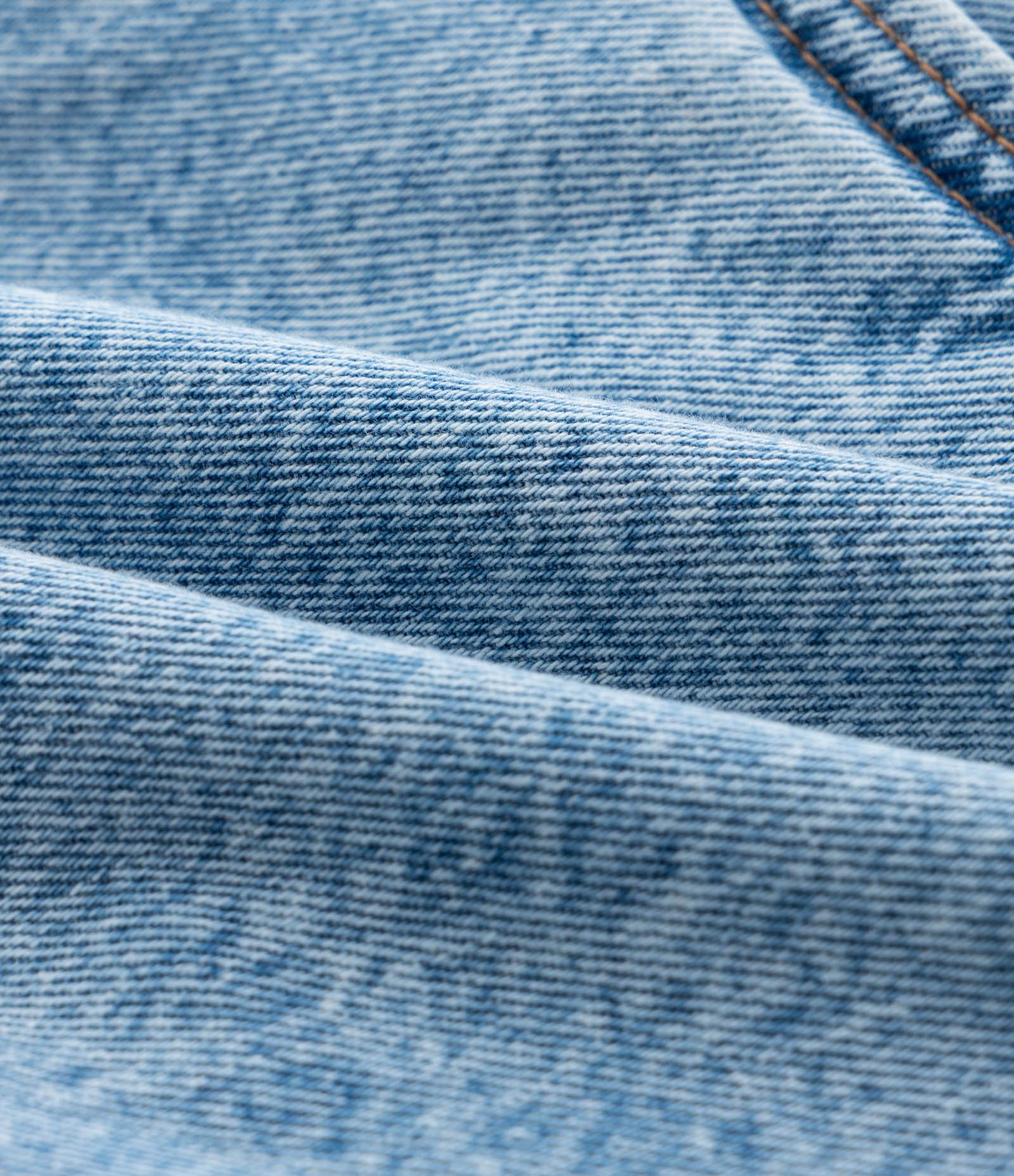 Short Infantil Regular em Jeans com Flor Bordada - Tam 7 a 14 Anos Azul 3