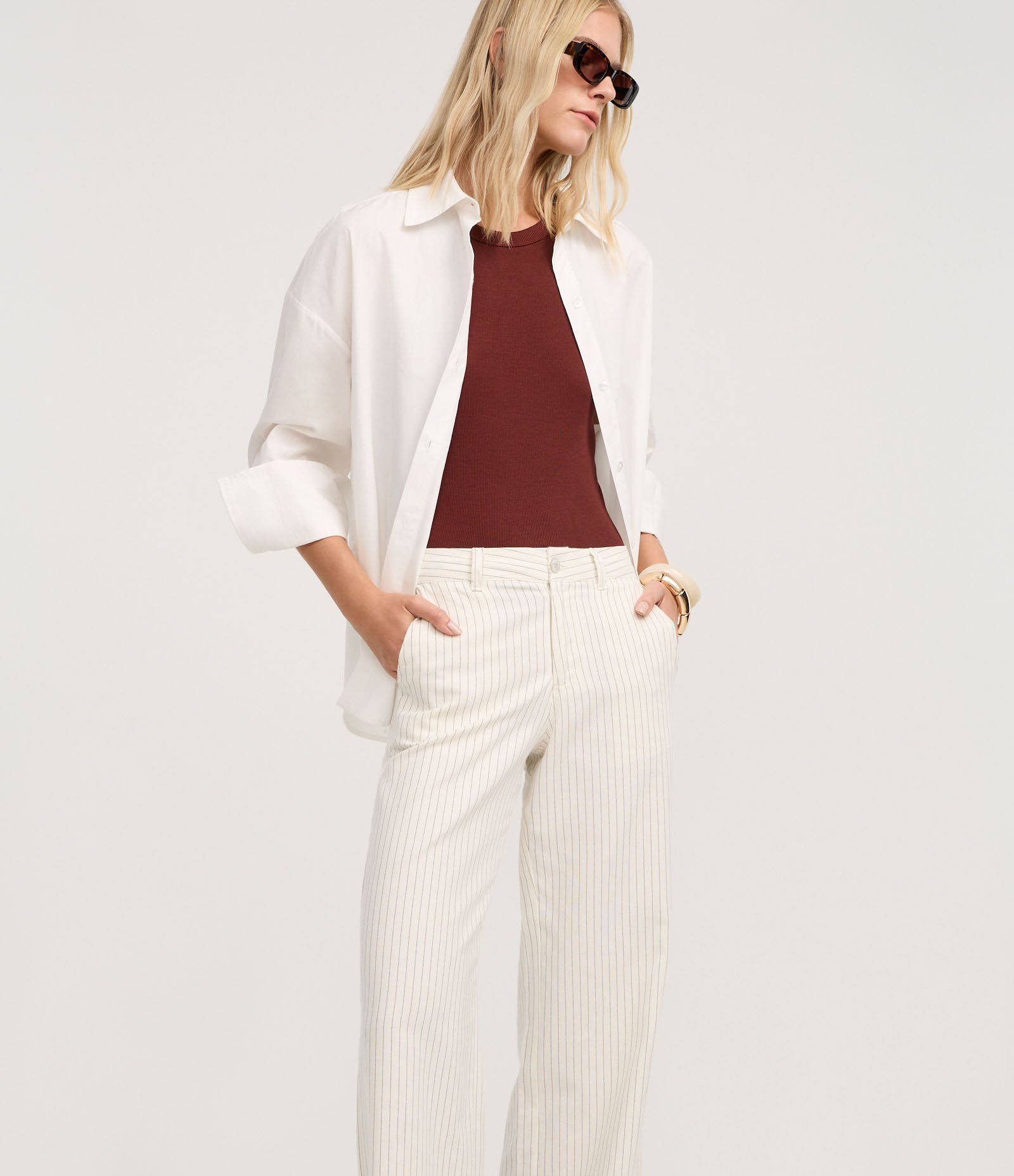 Calça Wide Leg Listrada em Sarja com Bolsos Off White 2