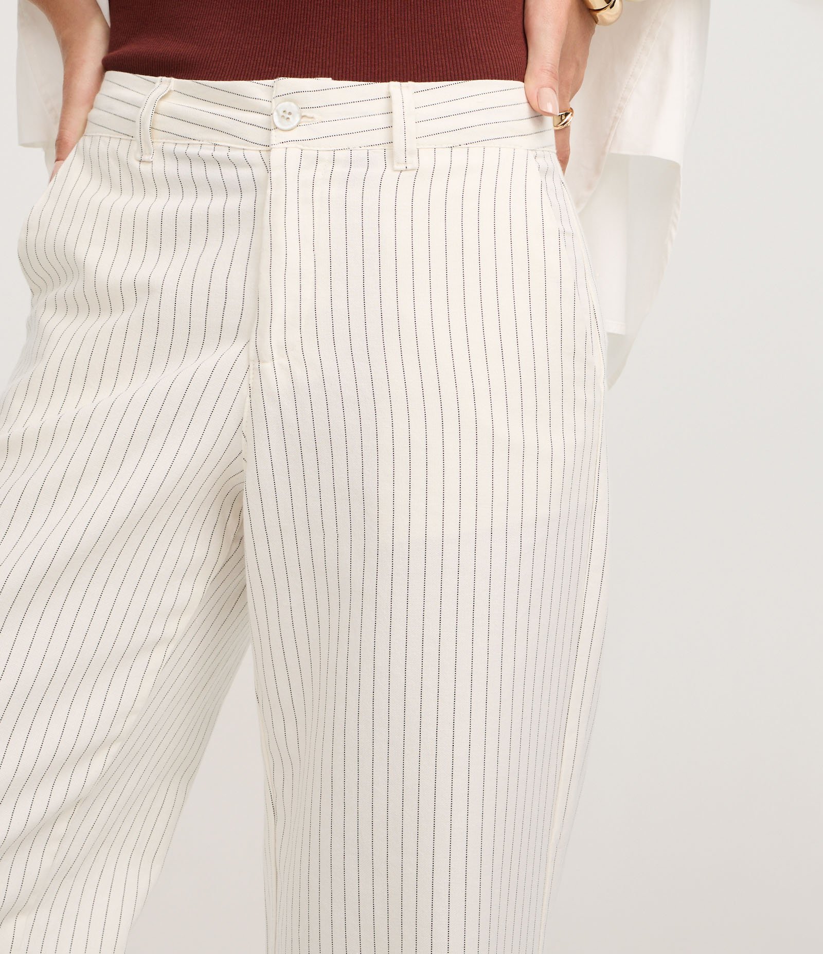 Calça Wide Leg Listrada em Sarja com Bolsos Off White 4
