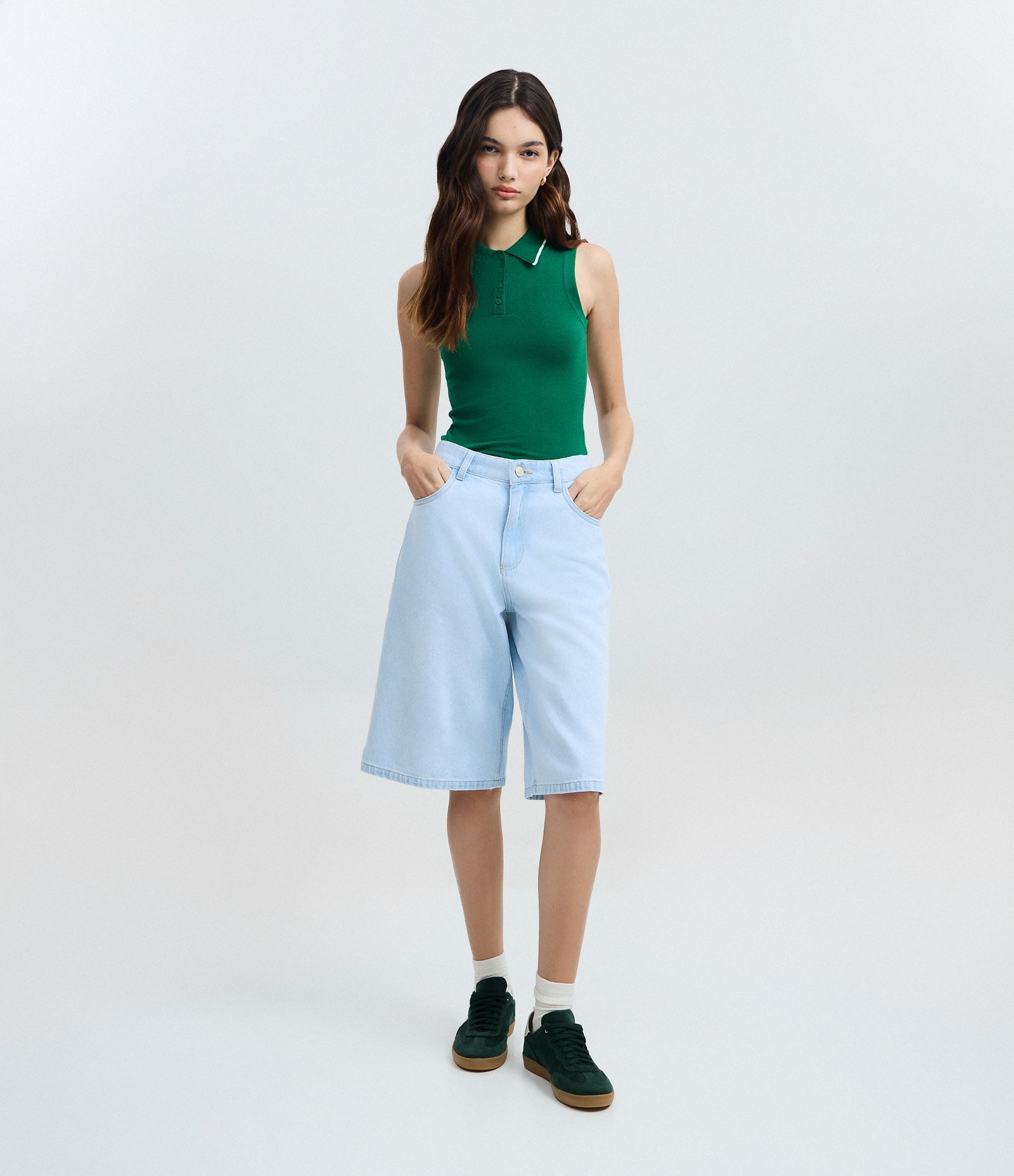 Blusa em Tricô com Gola Polo e Detalhe Contrastante Verde 3