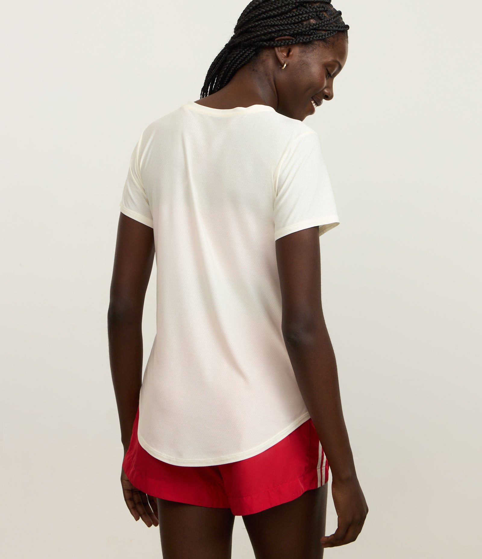 Camiseta Esportiva em Helanca com Estampa de Ondas Verticais Branco 4