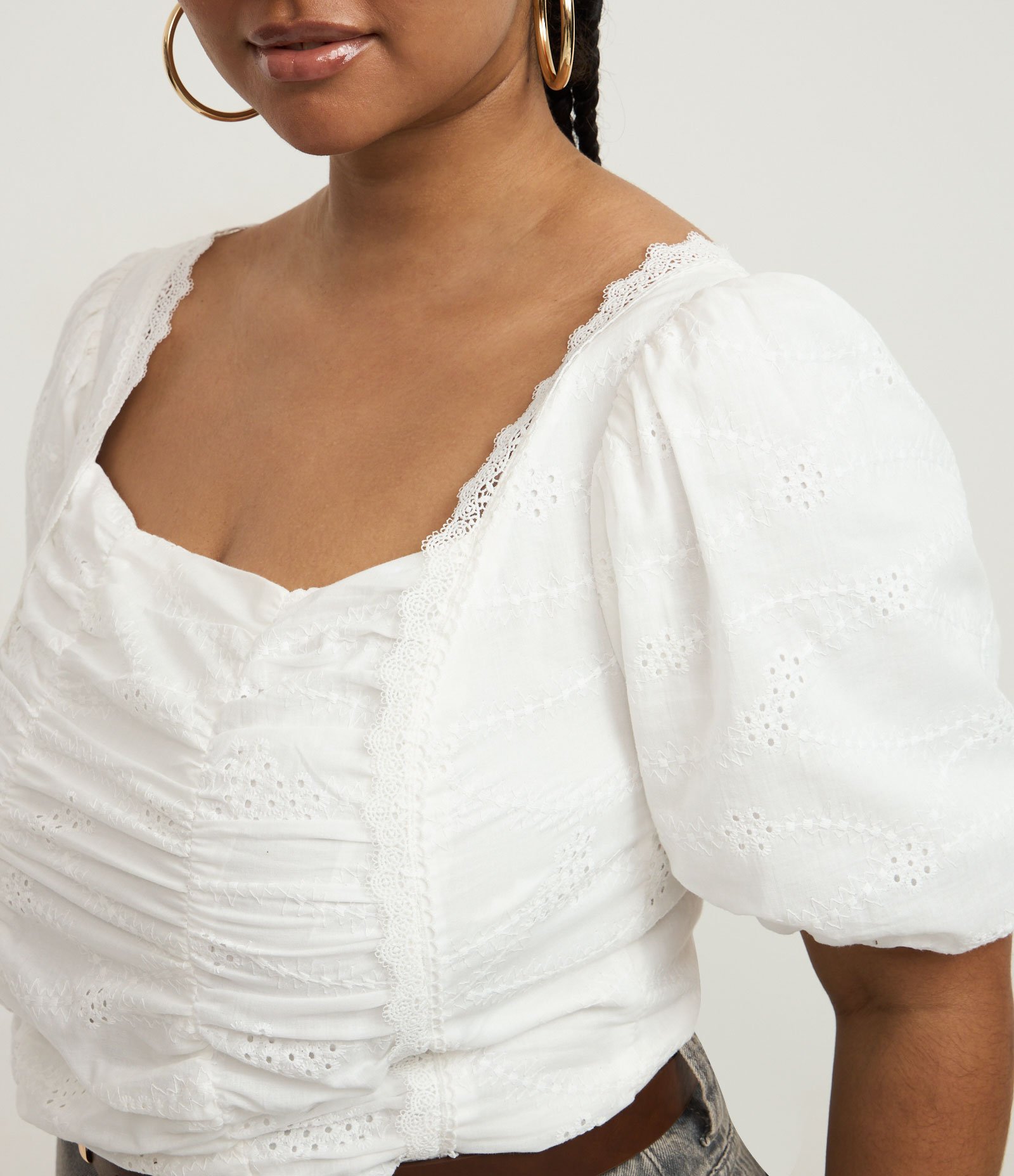 Blusa Cropped em Laise com Aviamentos Curve & Plus Size Branco 3