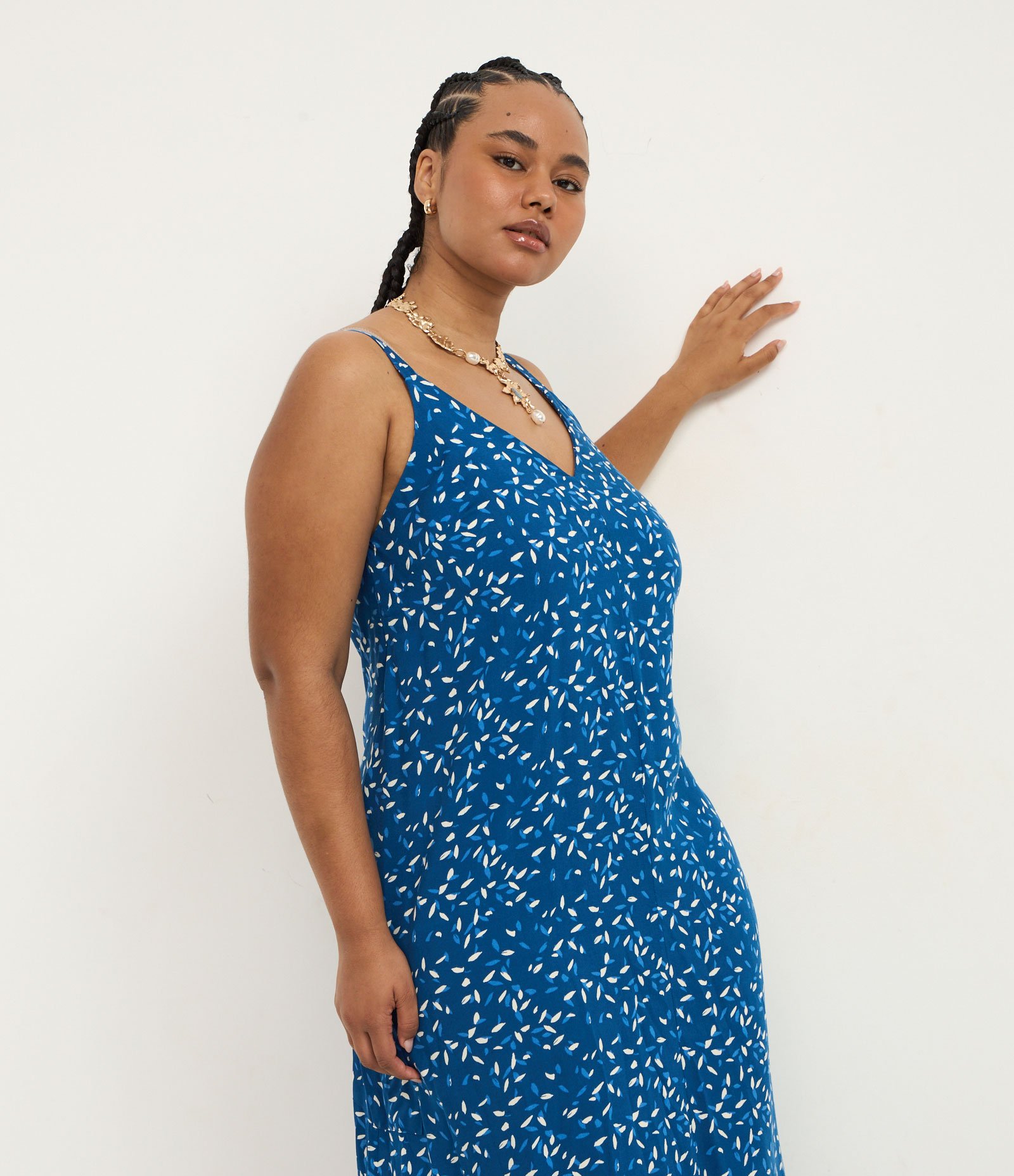 Vestido Longo com Estampa de Sementes Curve & Plus Azul 2