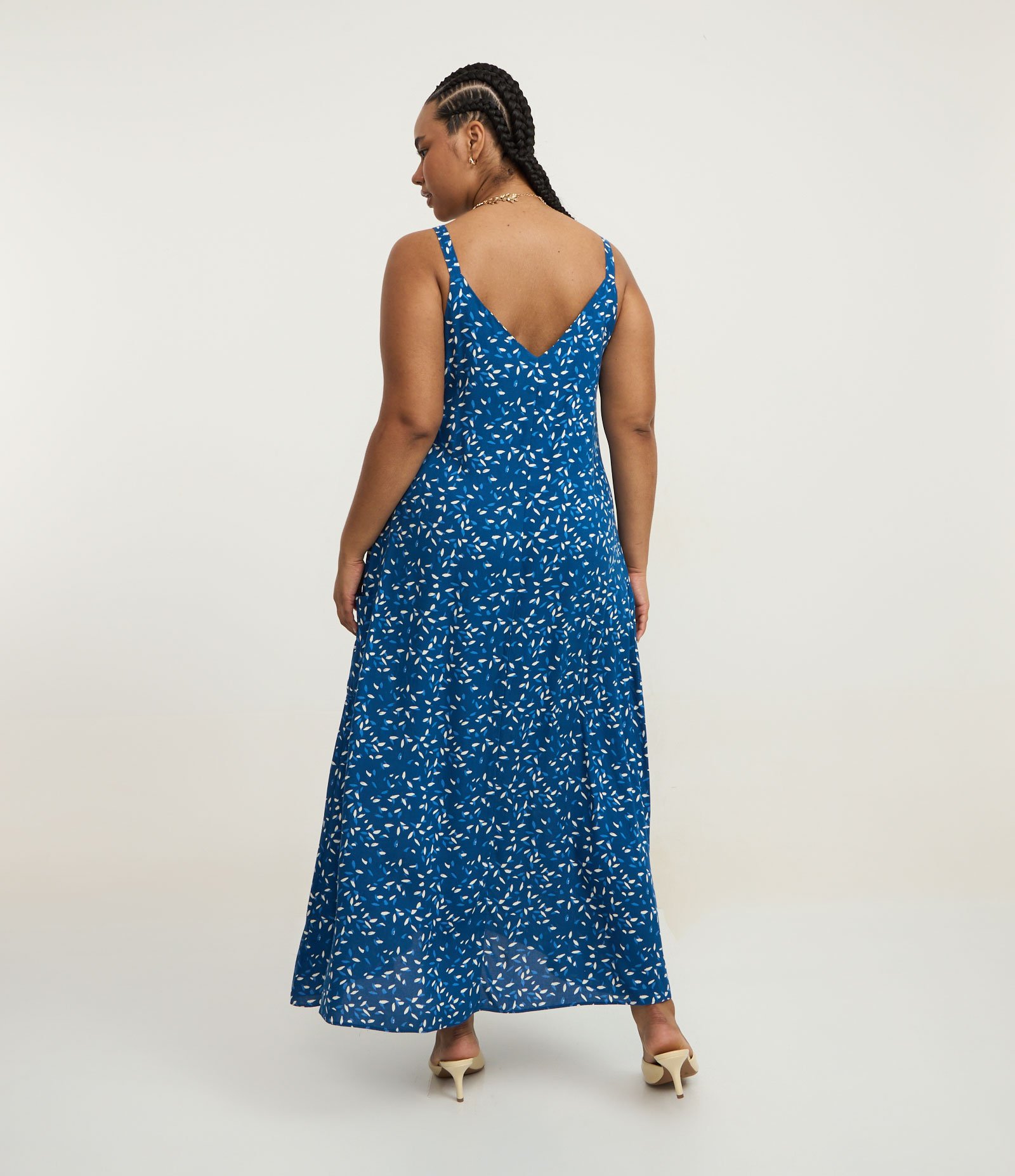 Vestido Longo com Estampa de Sementes Curve & Plus Azul 3