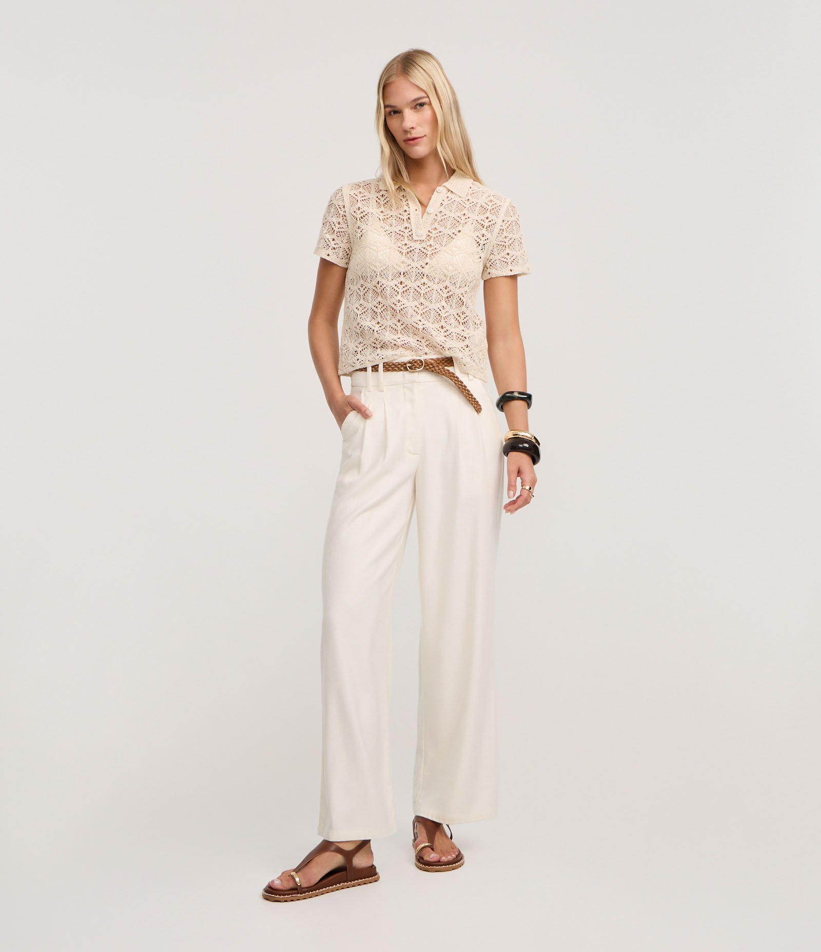 Blusa em Tricô de Efeito Crochê com Gola Polo Bege 2