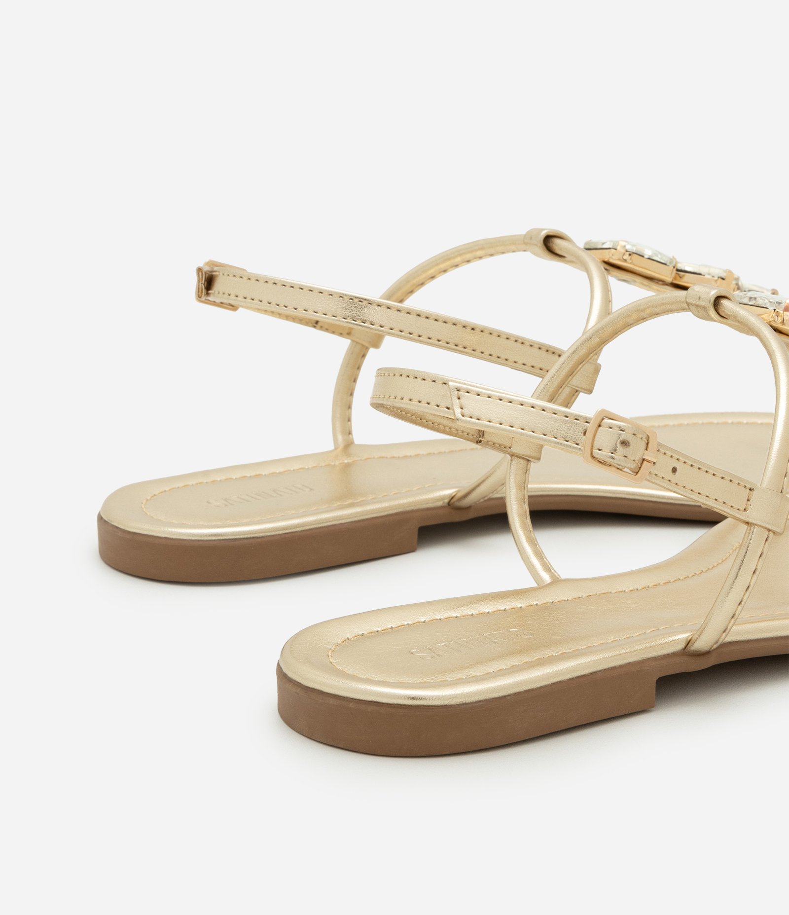 Sandália Rasteira com Tiras Finas e Pedras Dourado 5