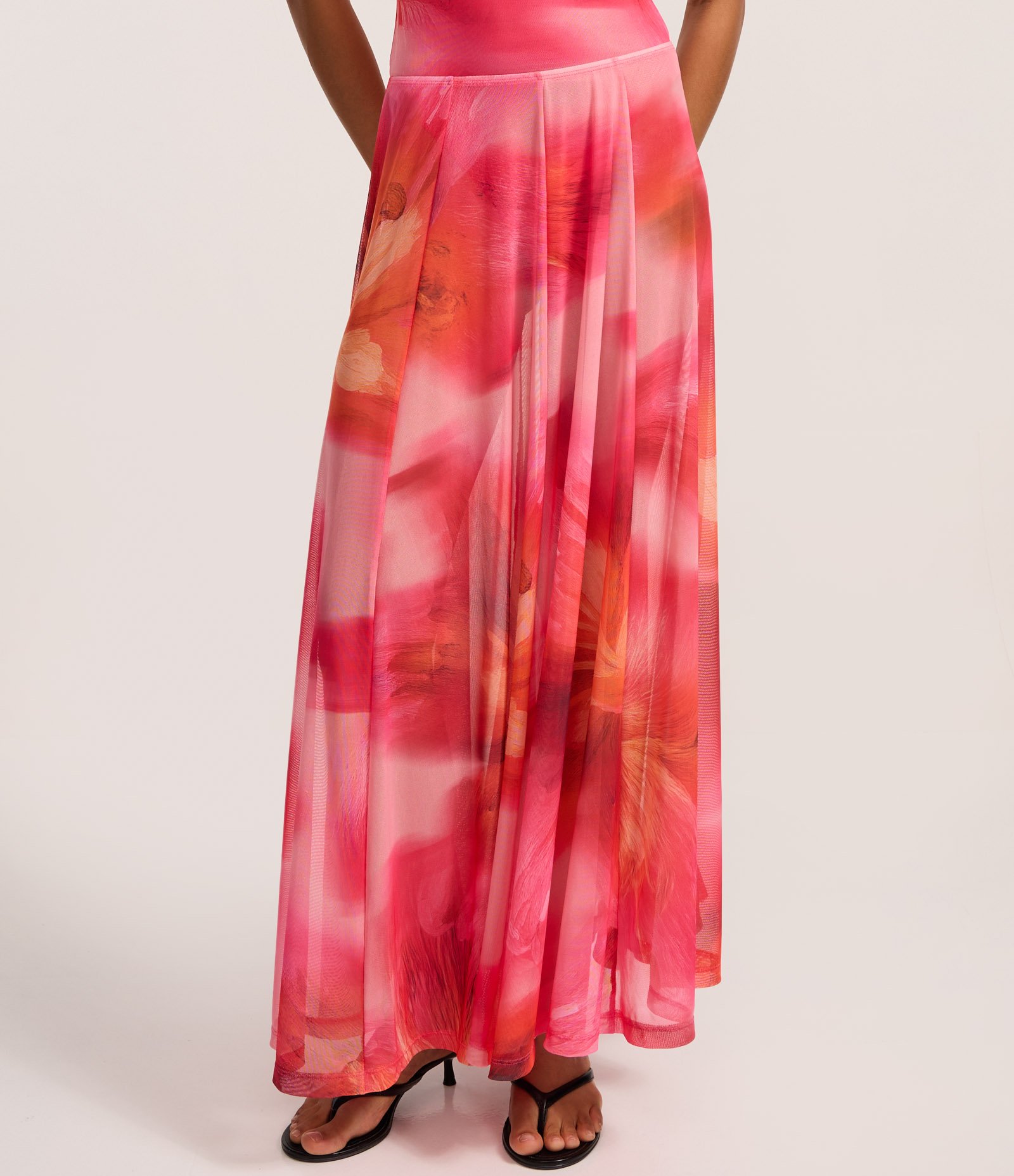 Saia New Midi em Tule sem Forro com Estampa Abstrata Rosa 3