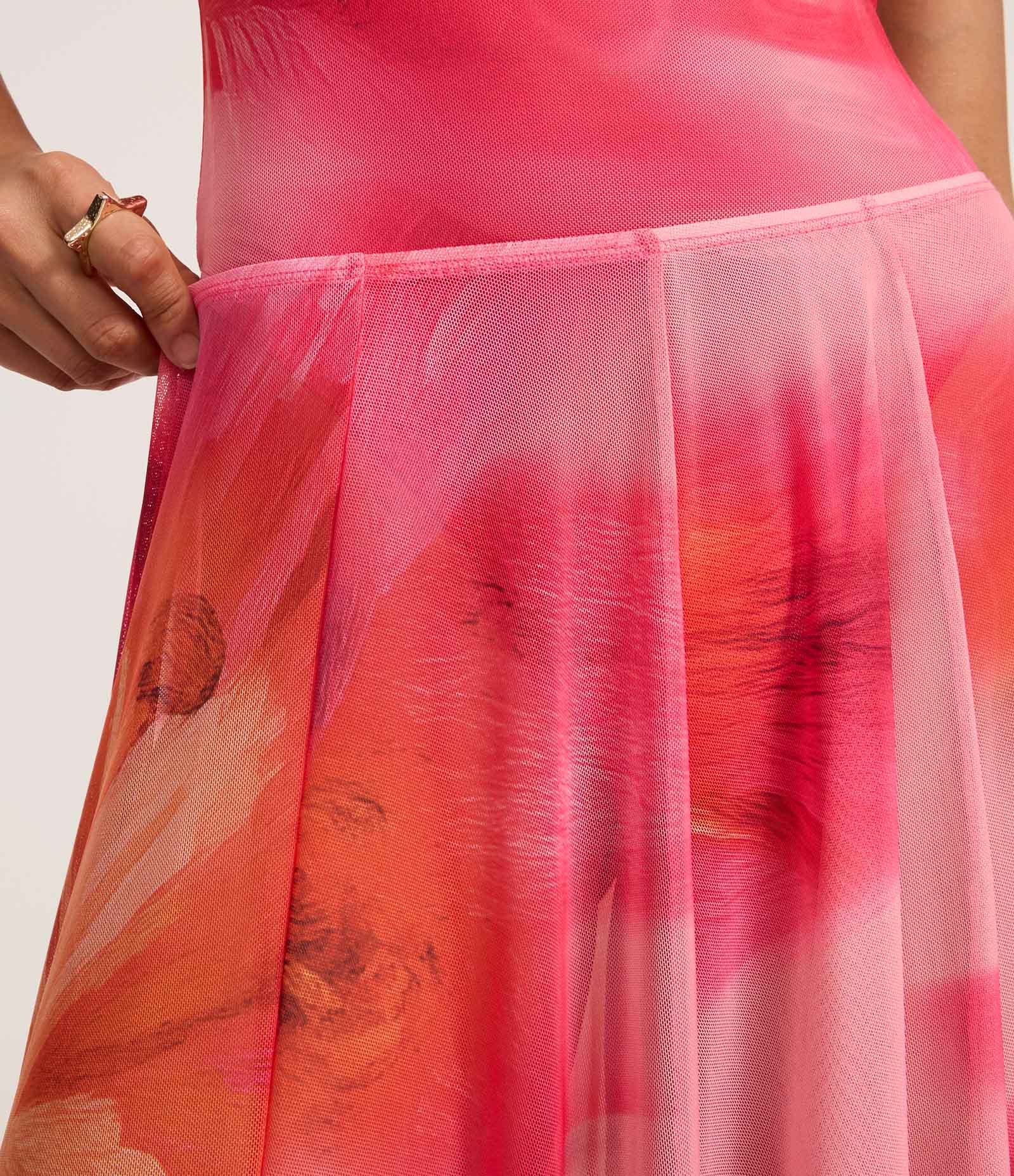 Saia New Midi em Tule sem Forro com Estampa Abstrata Rosa 4