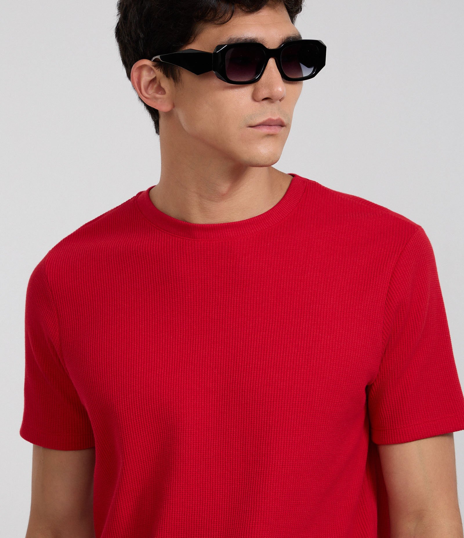 Camiseta Regular em Algodão com Textura Waffle Vermelho 4