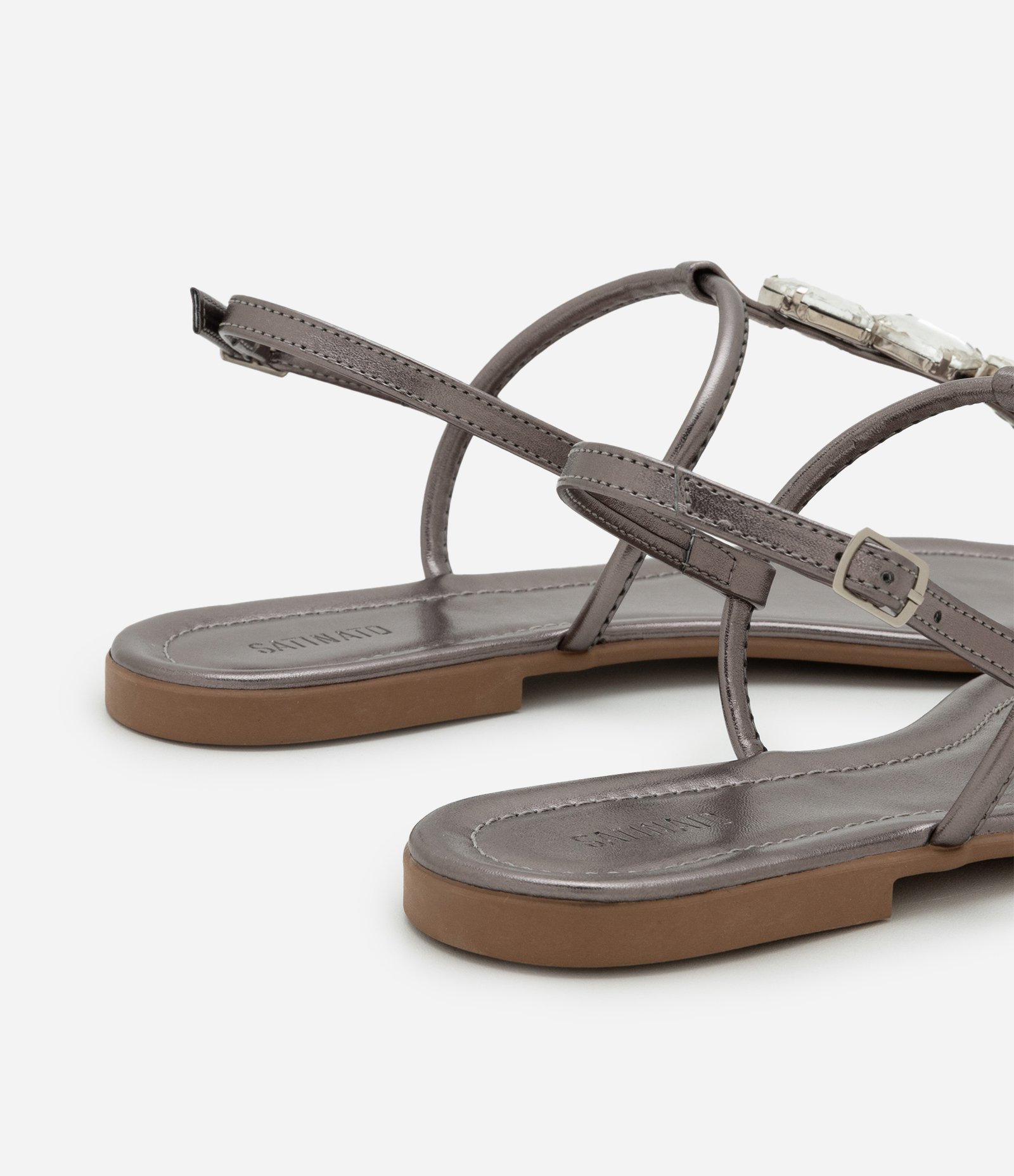 Sandália Rasteira com Tiras Finas e Pedras Prata 5