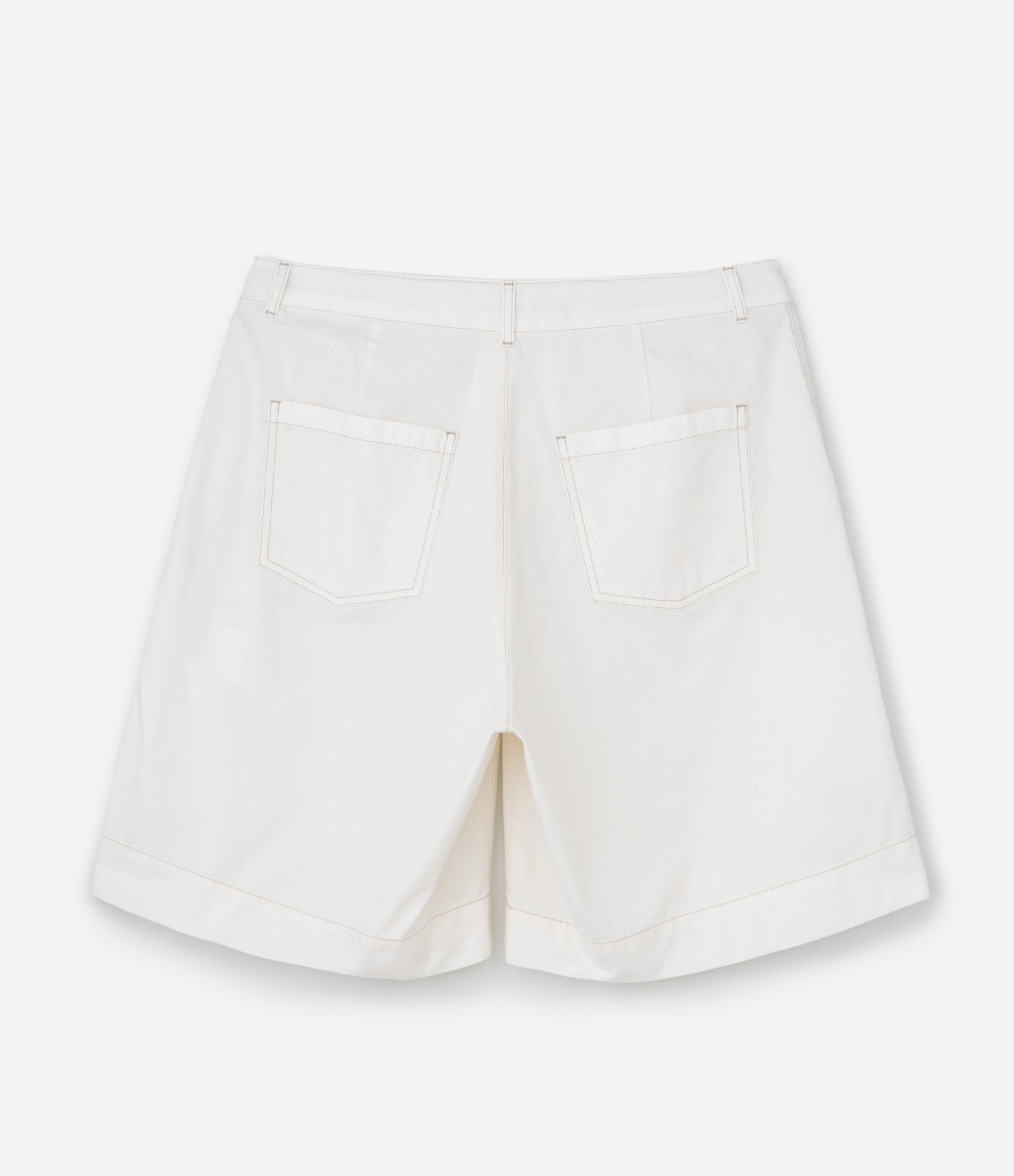 Bermuda em Sarja Alfaiatada Curve & Plus Size Off White 9