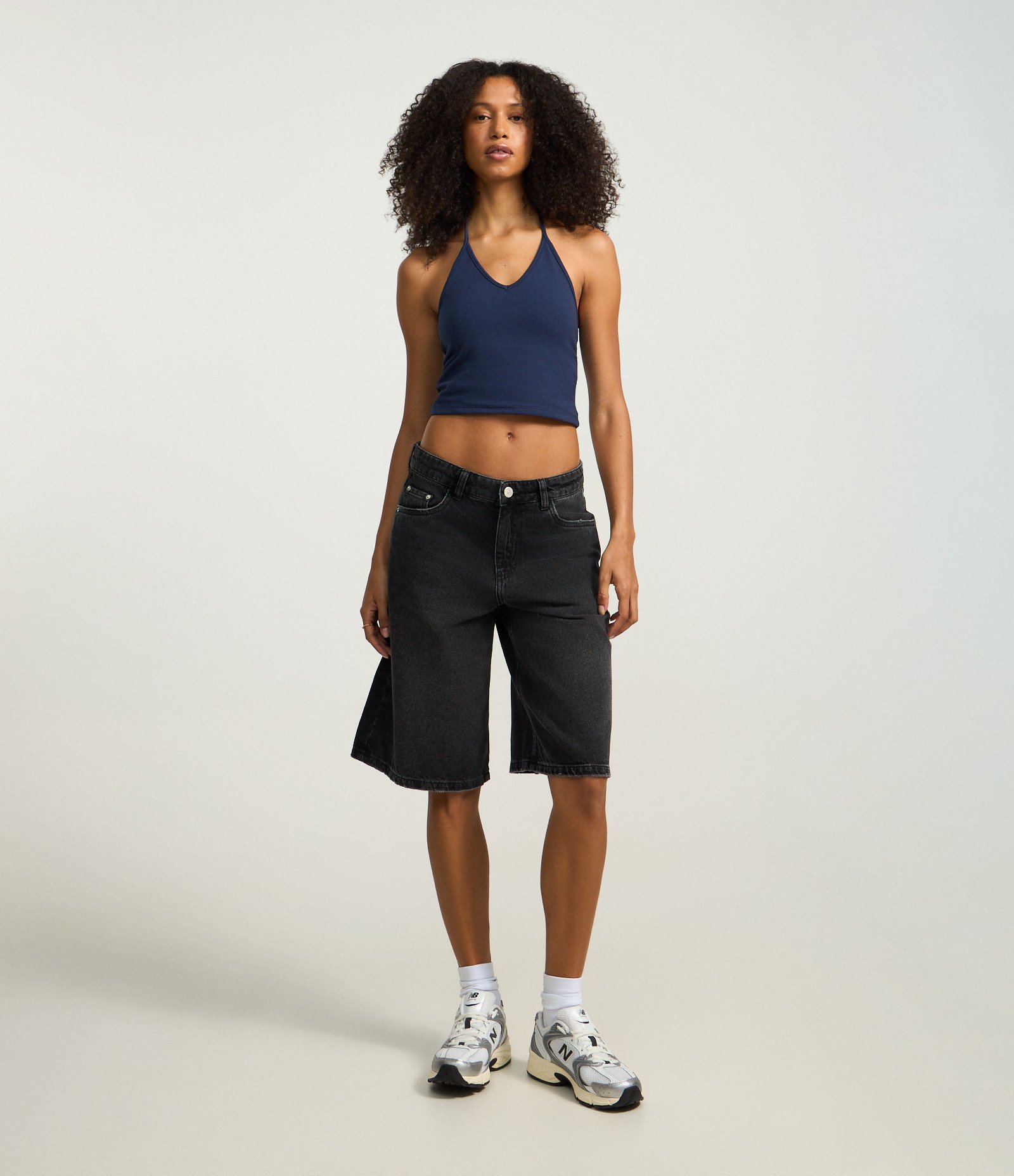 Blusa Cropped Frente Única em Cotton com Amarração Azul Marinho 2