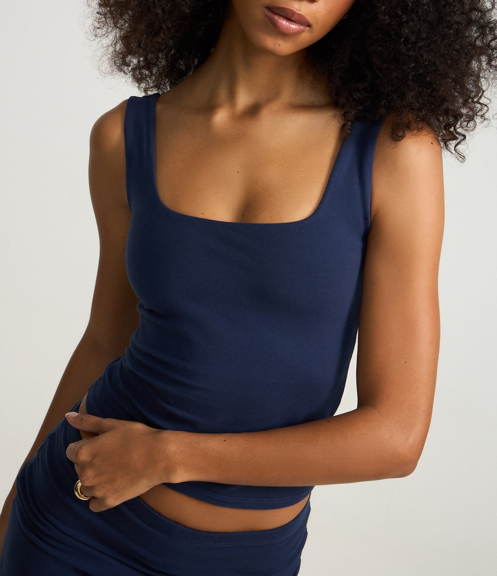 Blusa Regata em Algodão com Decote Quadrado Azul 3