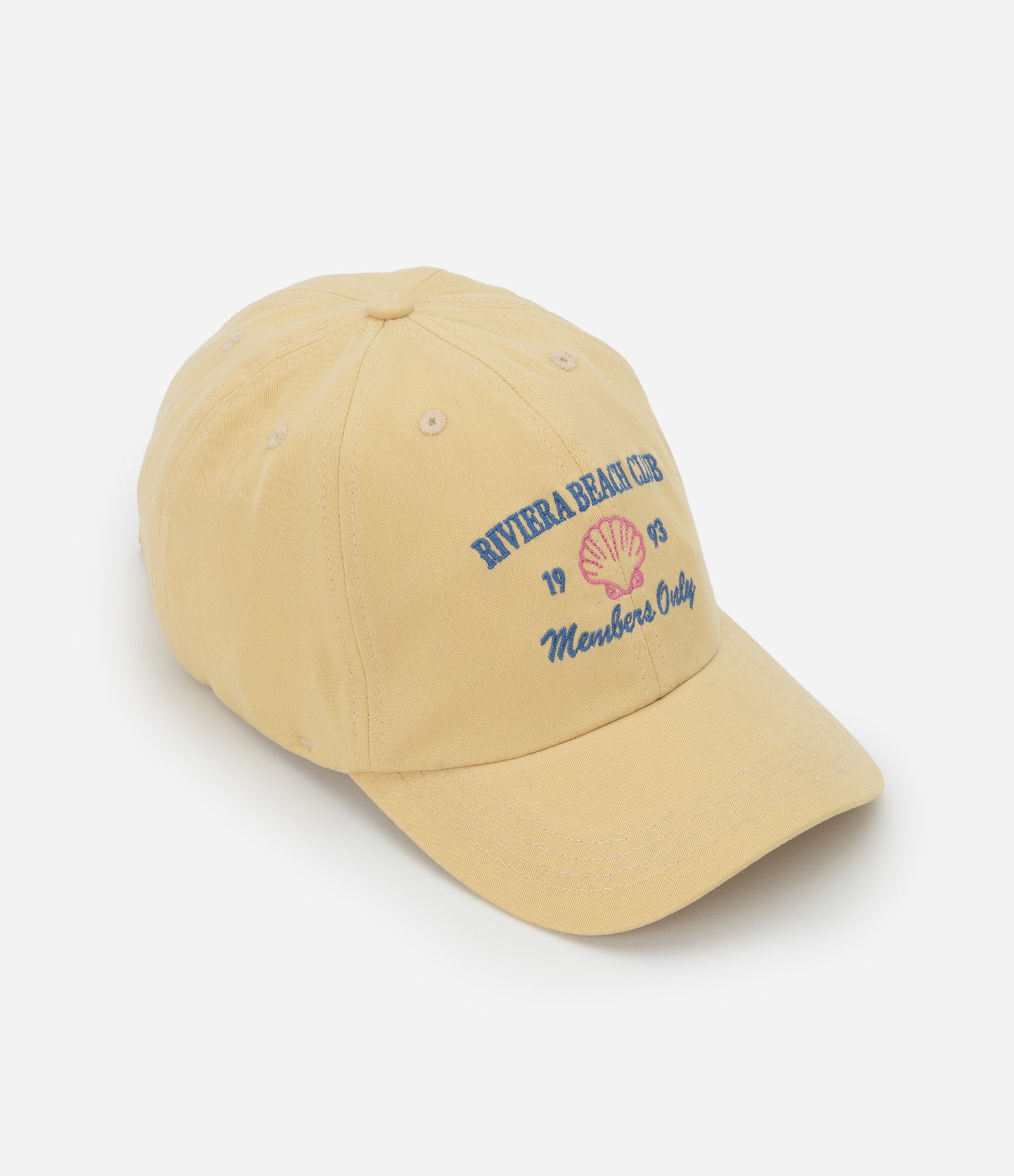 Boné Aba Curva em Sarja com Bordado Riviera Beach Club Amarelo 2