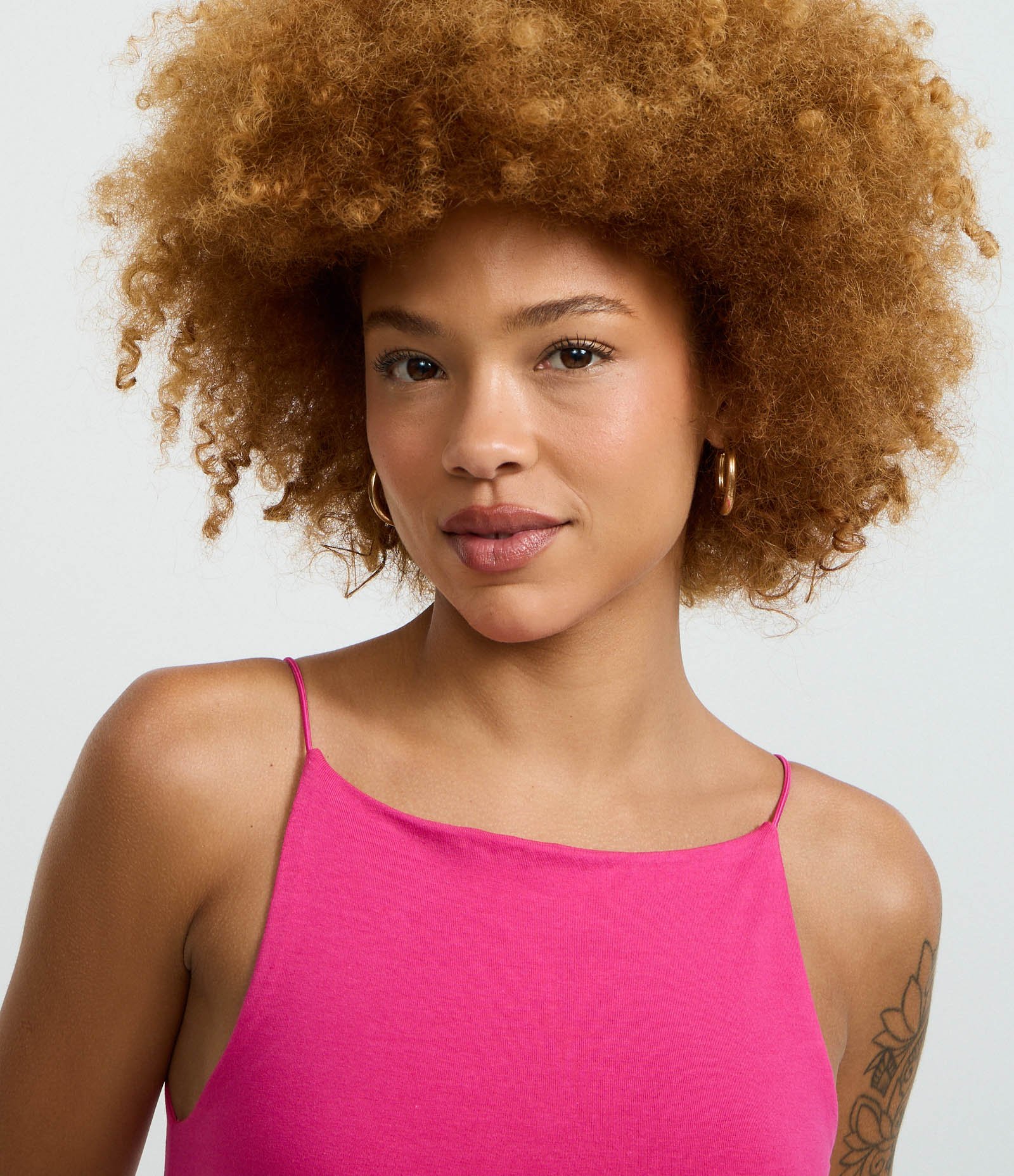 Blusa sem Manga com Decote Halter e Alça Elástico Rosa 4