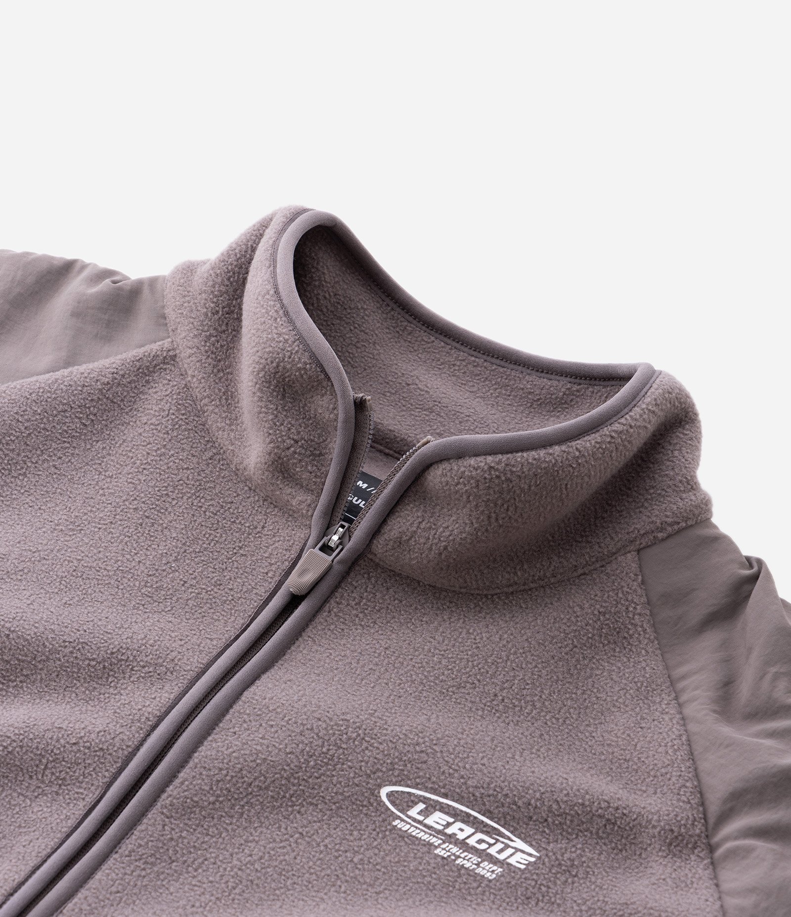 Blusão Masculino Fleece com Zíper e Recortes Contrastantes Marrom 6