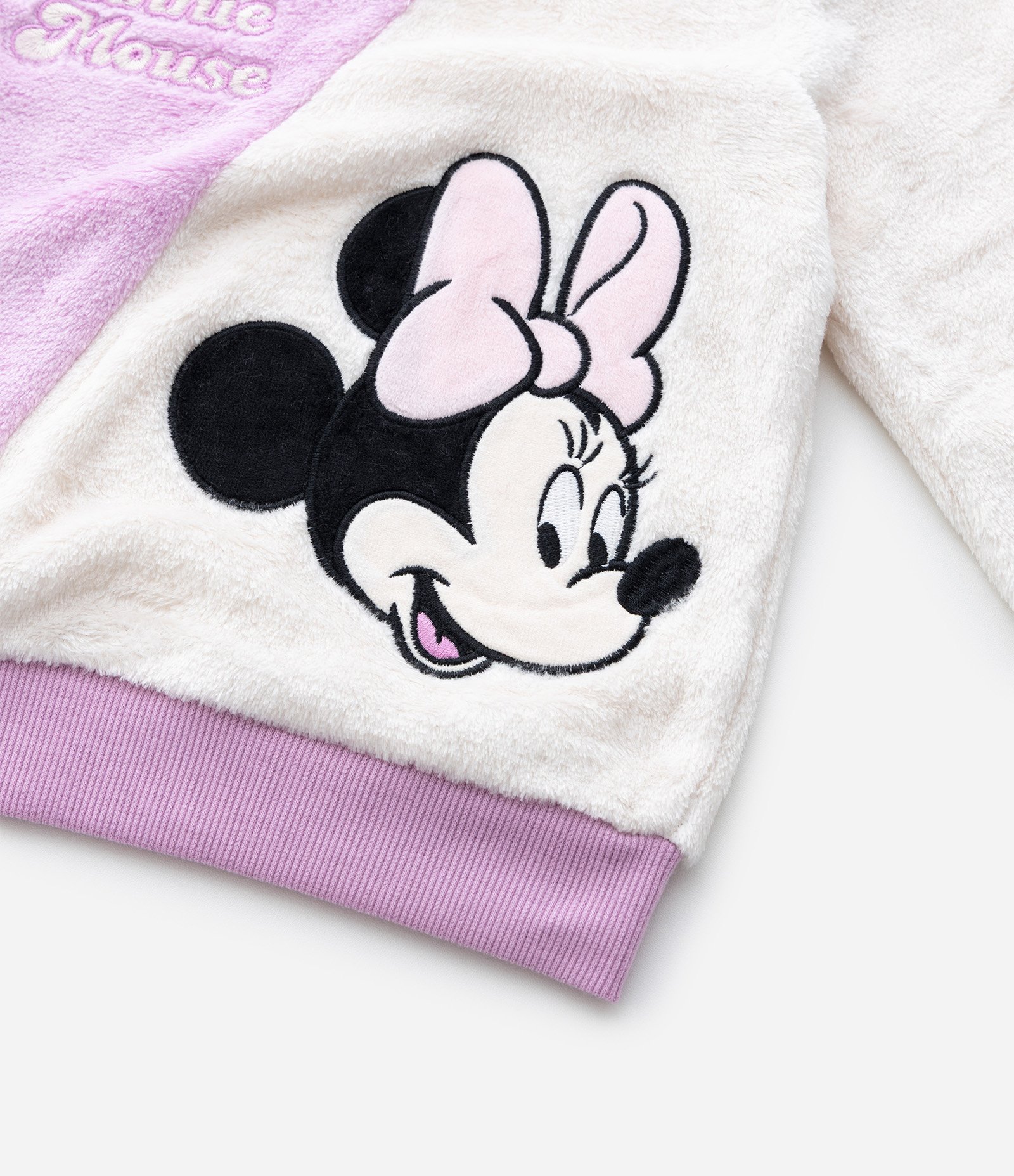 Pijama Infantil com Estampa Minnie e Calça Soft – Tam 2 a 6 Anos Lilás/Branco 14