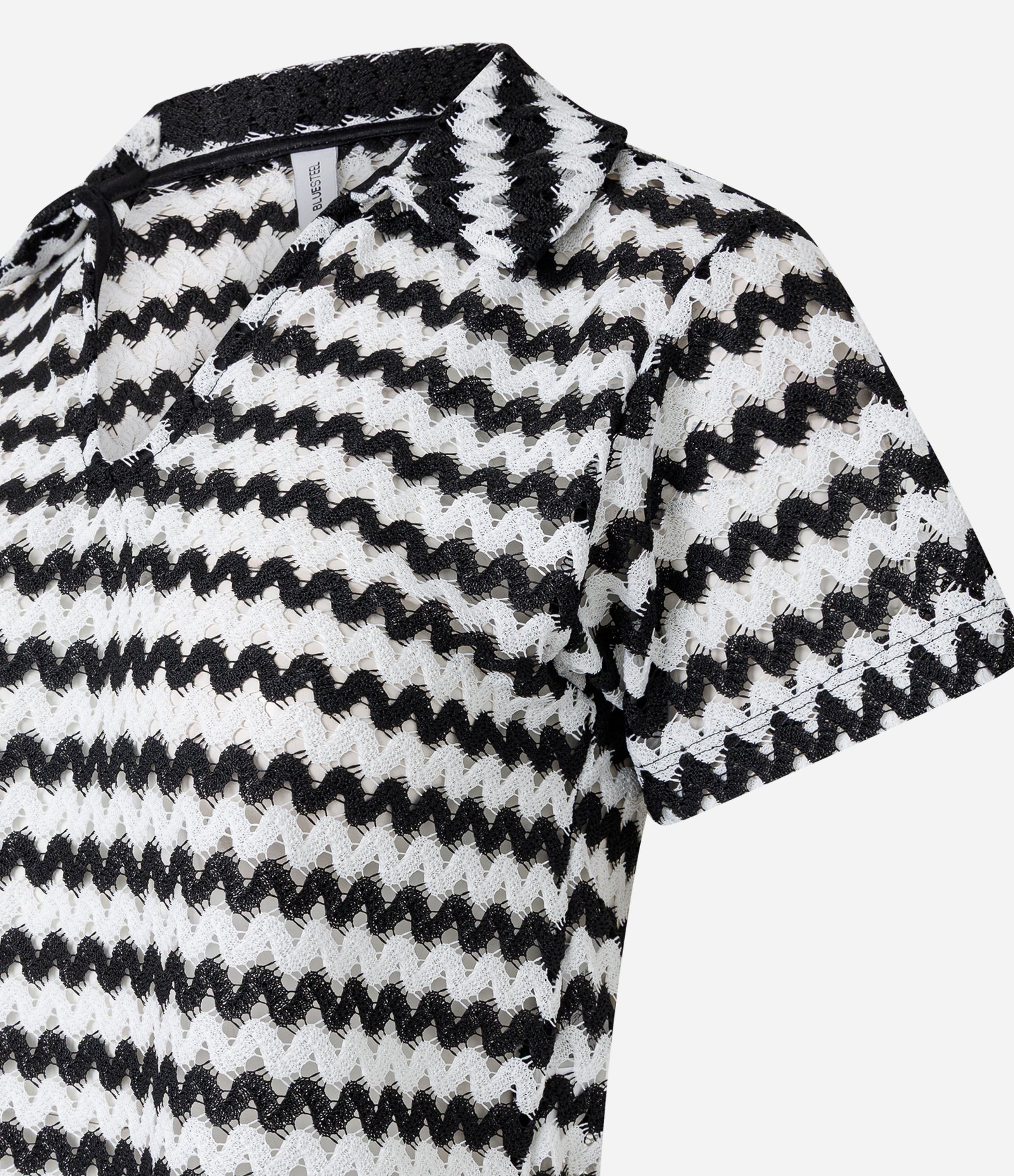 Blusa Boxy com Gola Polo em Tricô Preto/Branco 6