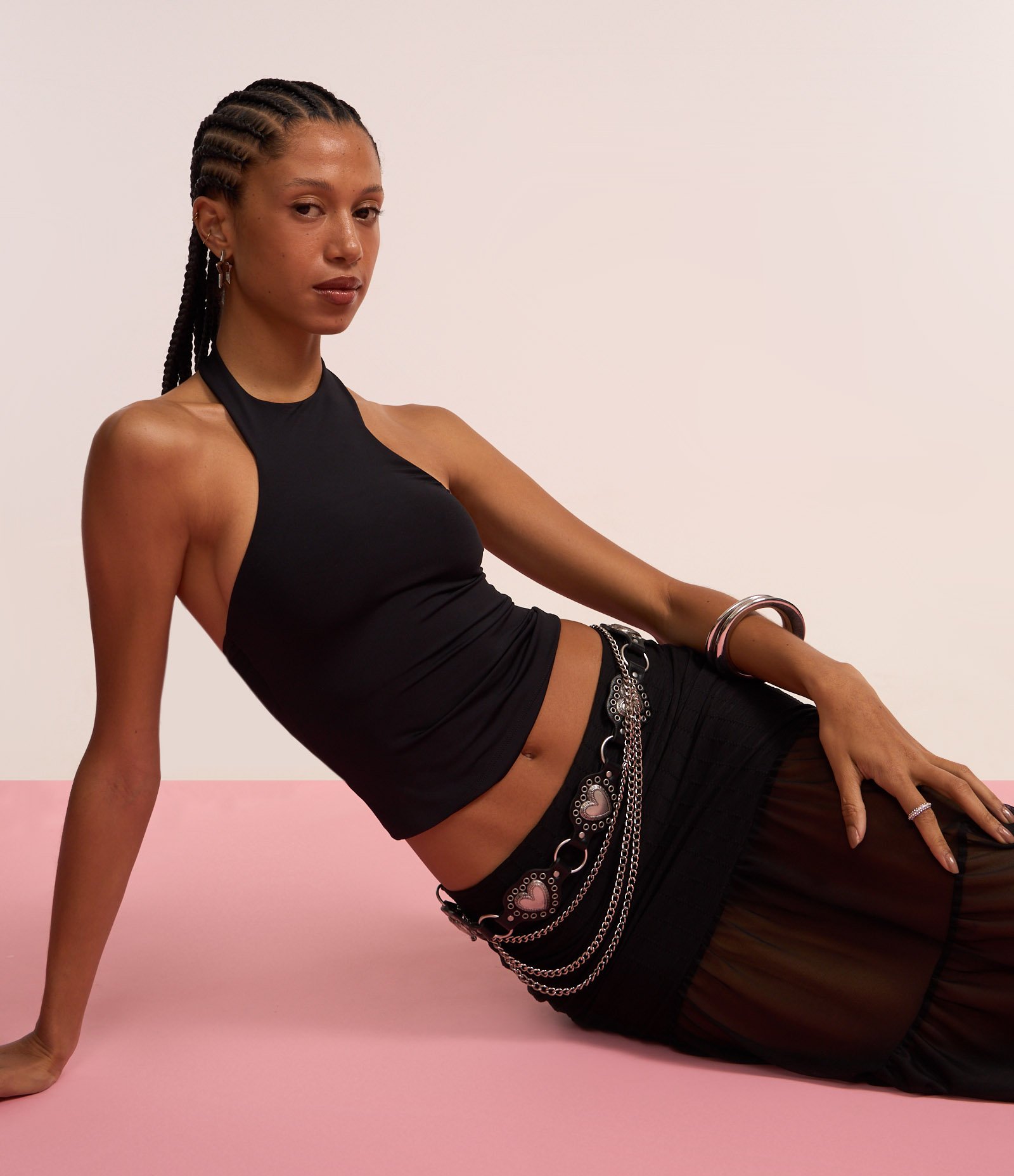 Blusa Justinha em Microfibra com Gola Halter Preto 4