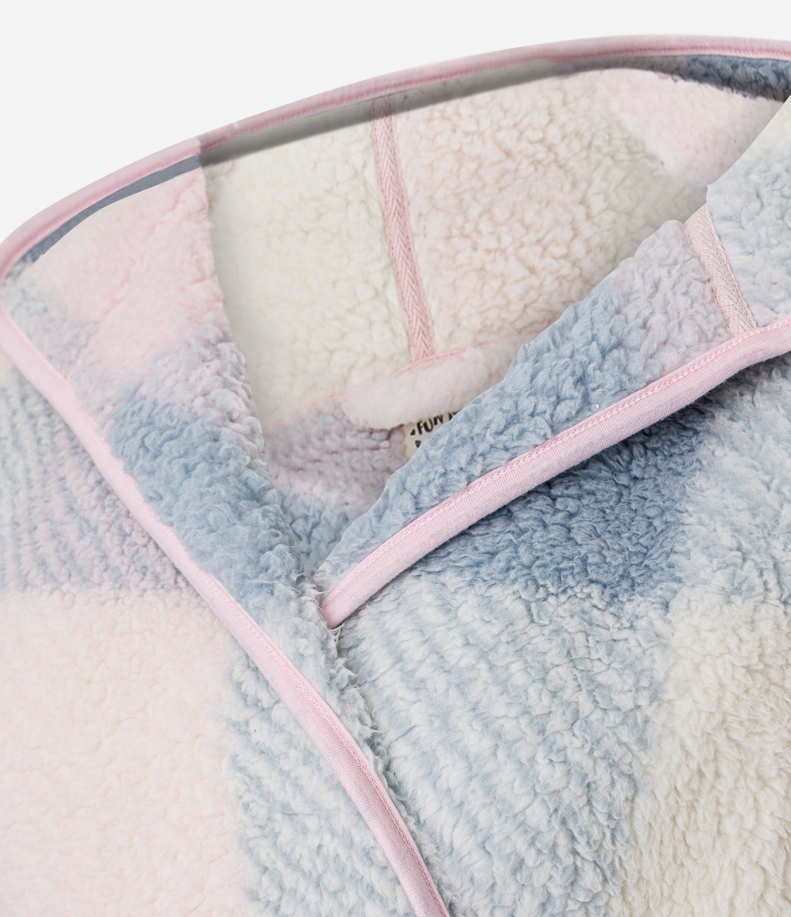 Robe em Sherpa Dupla Face com Estampa Xadrez Lilas/ Rosa 2