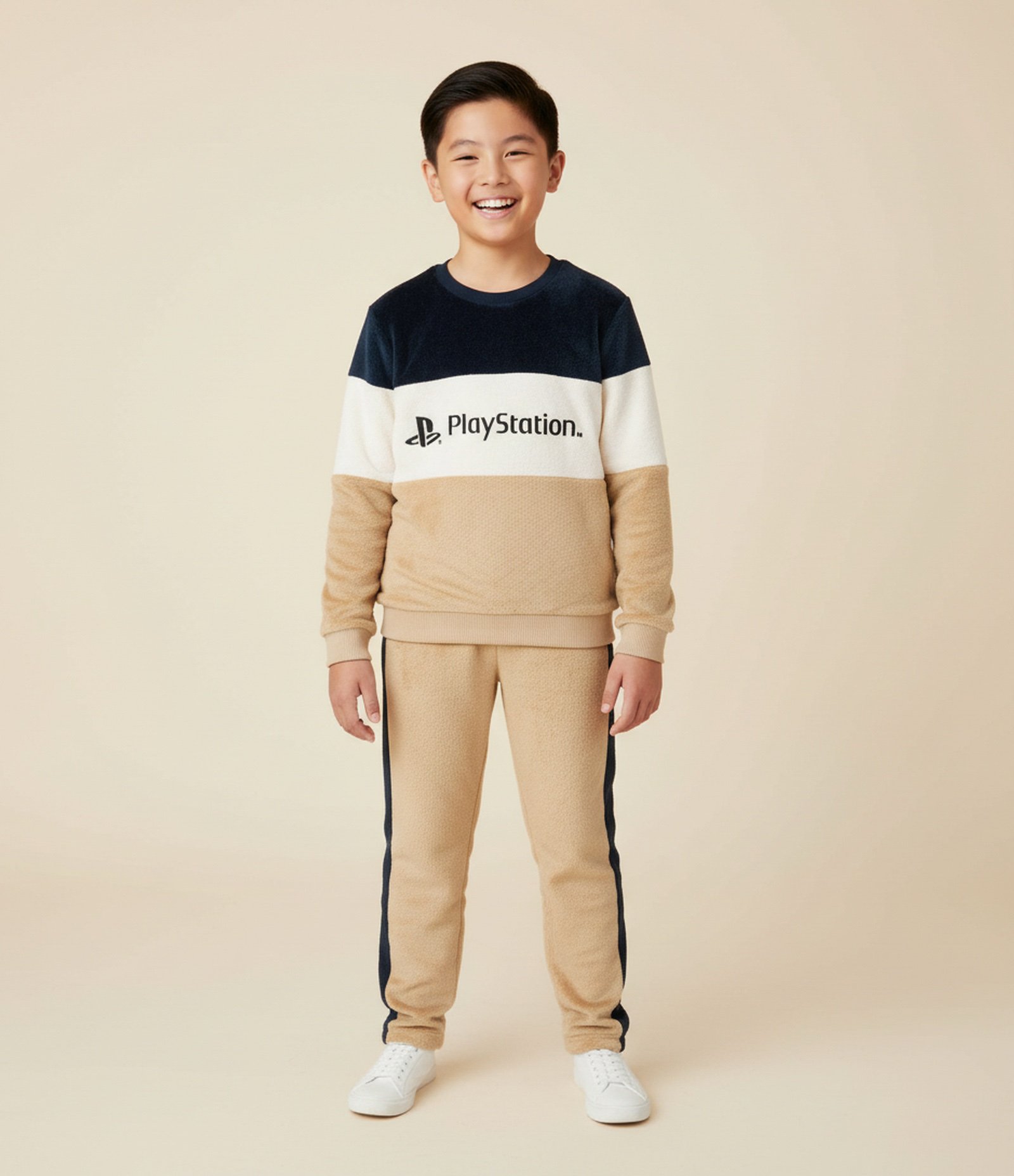 Pijama Infantil Longo com Estampa PlayStation – Tam 5 a 16 Anos Bege/Azul 2