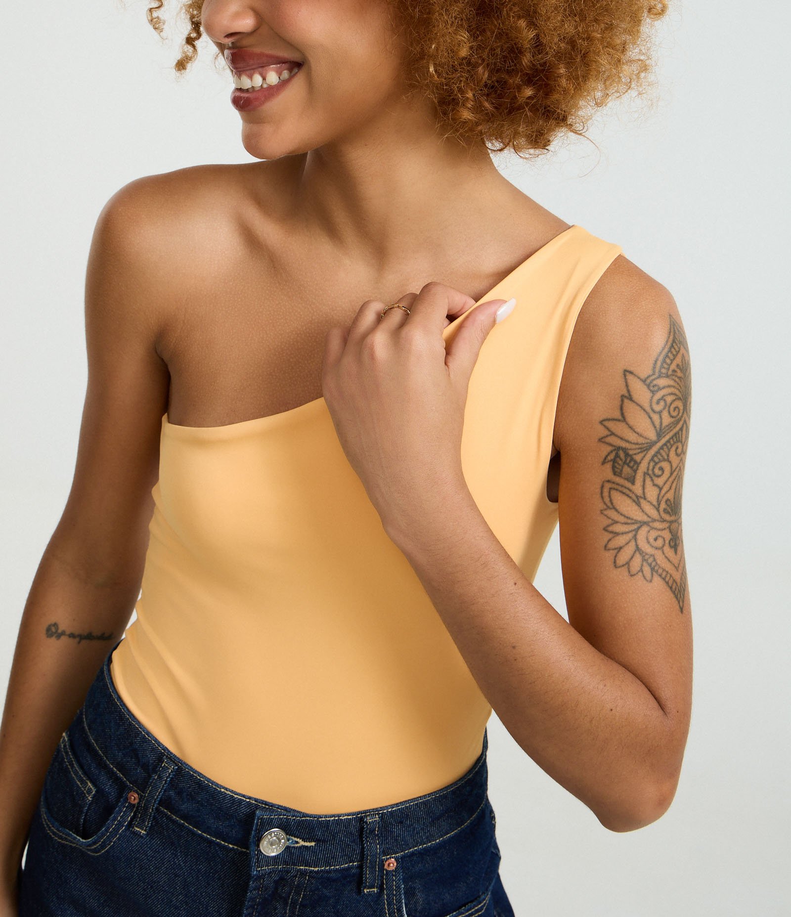 Body Ombro Único em Microfibra Laranja 4