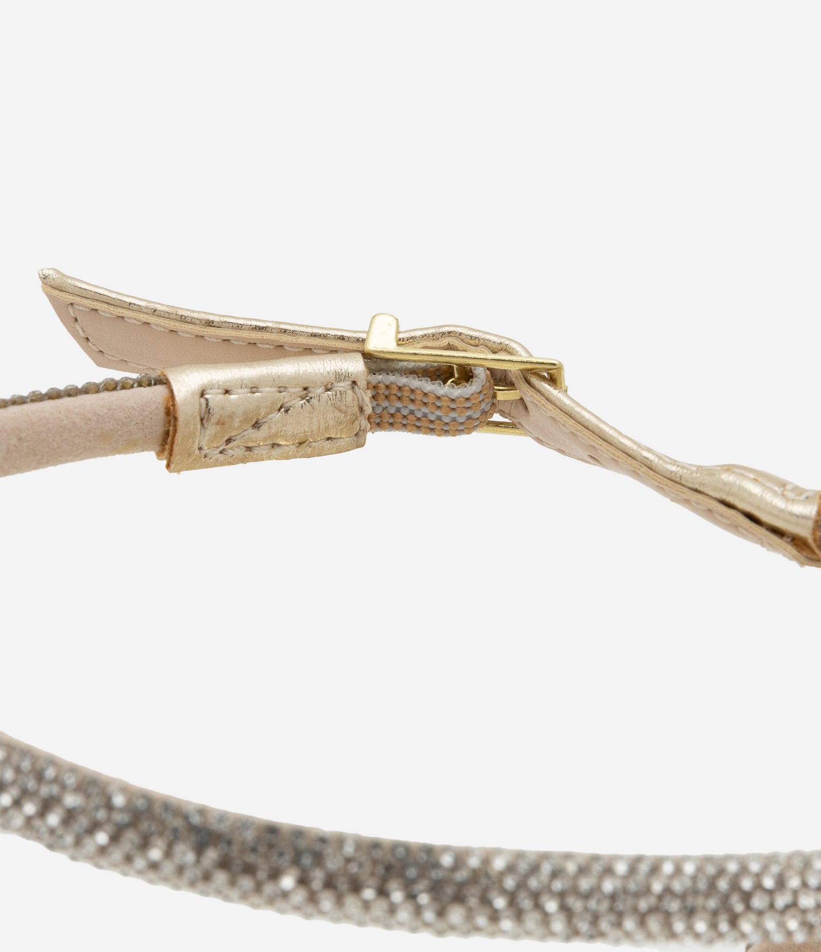 Sandália Rasteira com Tiras Trançadas Brilhosas Dourado 4