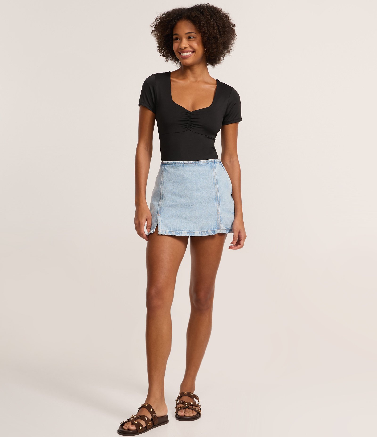 Body em Microfibra com Franzido no Busto Preto 2