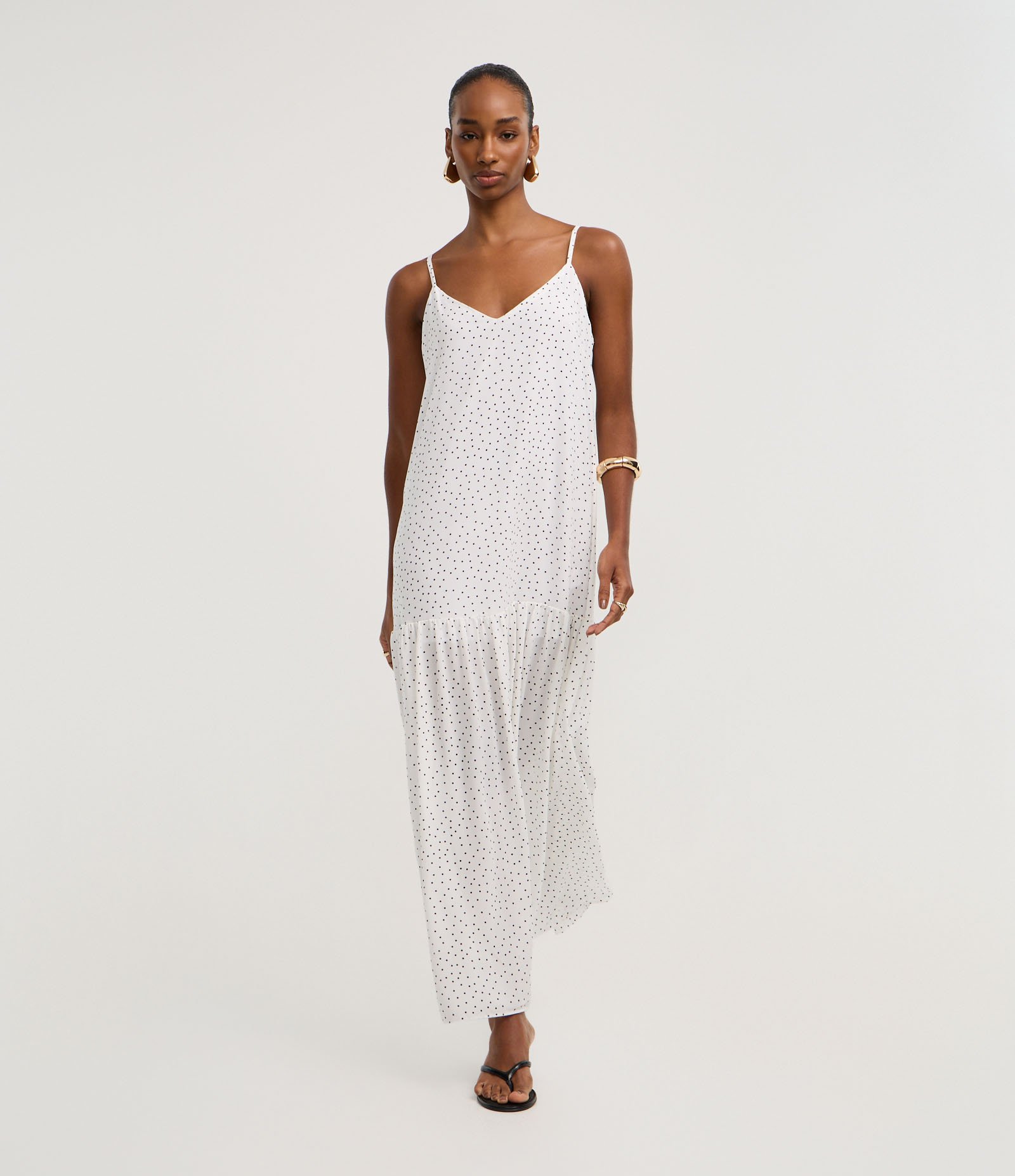 Vestido Evasê Longo em Crepe com Estampa Poá Branco 1