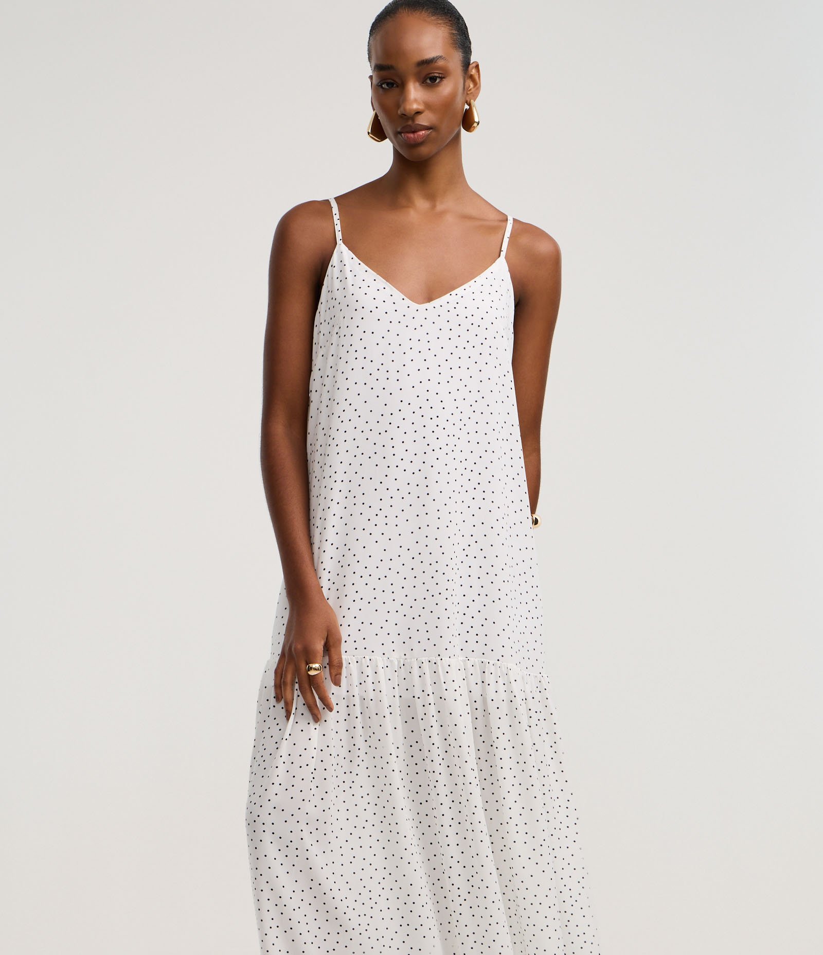 Vestido Evasê Longo em Crepe com Estampa Poá Branco 2